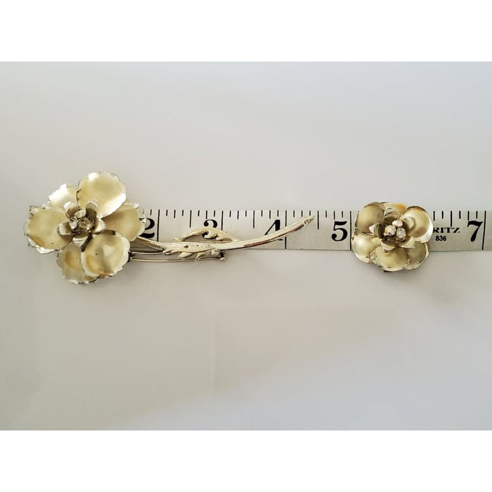 Other Vintage Gold tone Flower AB Crystals Earrings & Brooch Set Size ONE SIZE - 5 Thumbnail