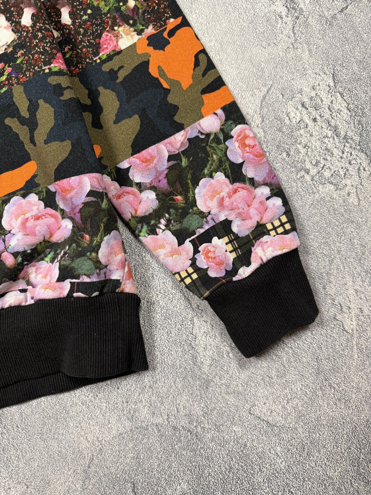 Givenchy Givenchy Floral Sweatshirt Pre-Spring 2014 Size US M / EU 48-50 / 2 - 5 Thumbnail
