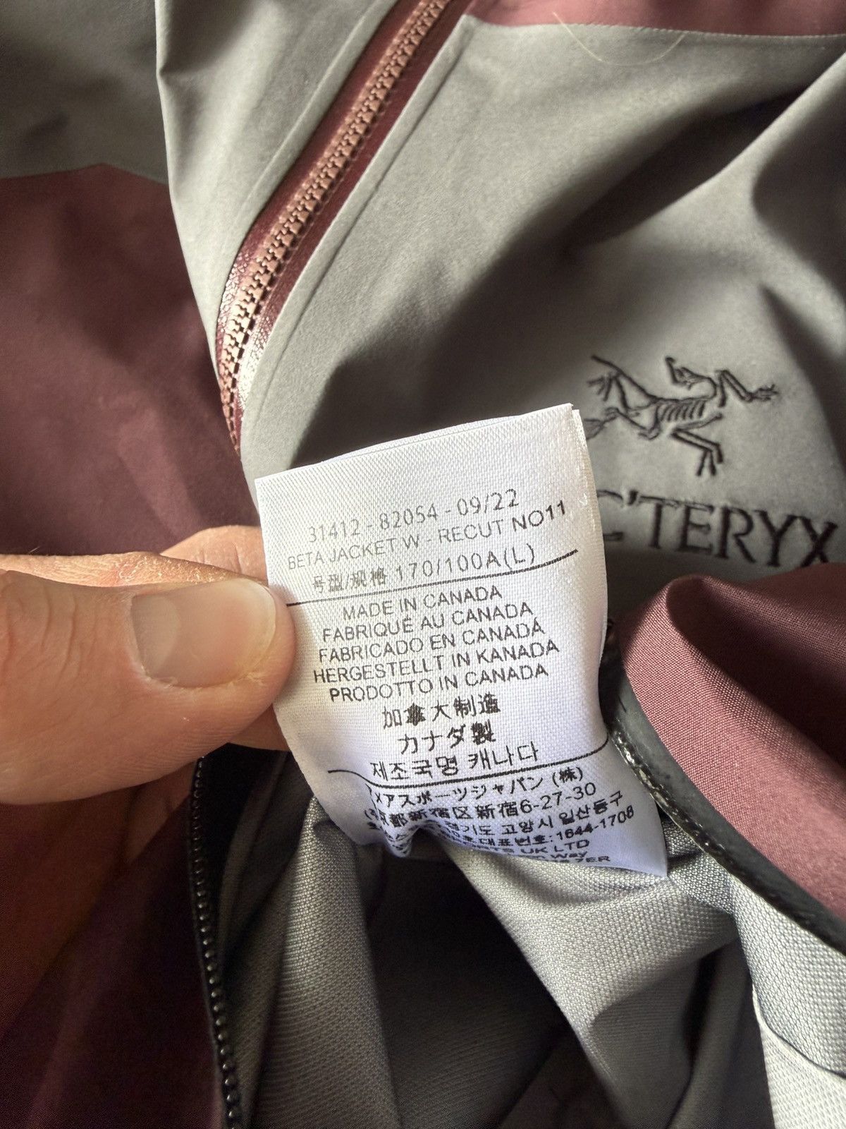 Arc'teryx Arc’teryx Beta Jacket Recut no 11 Size US M / EU 48-50 / 2 - 5 Thumbnail