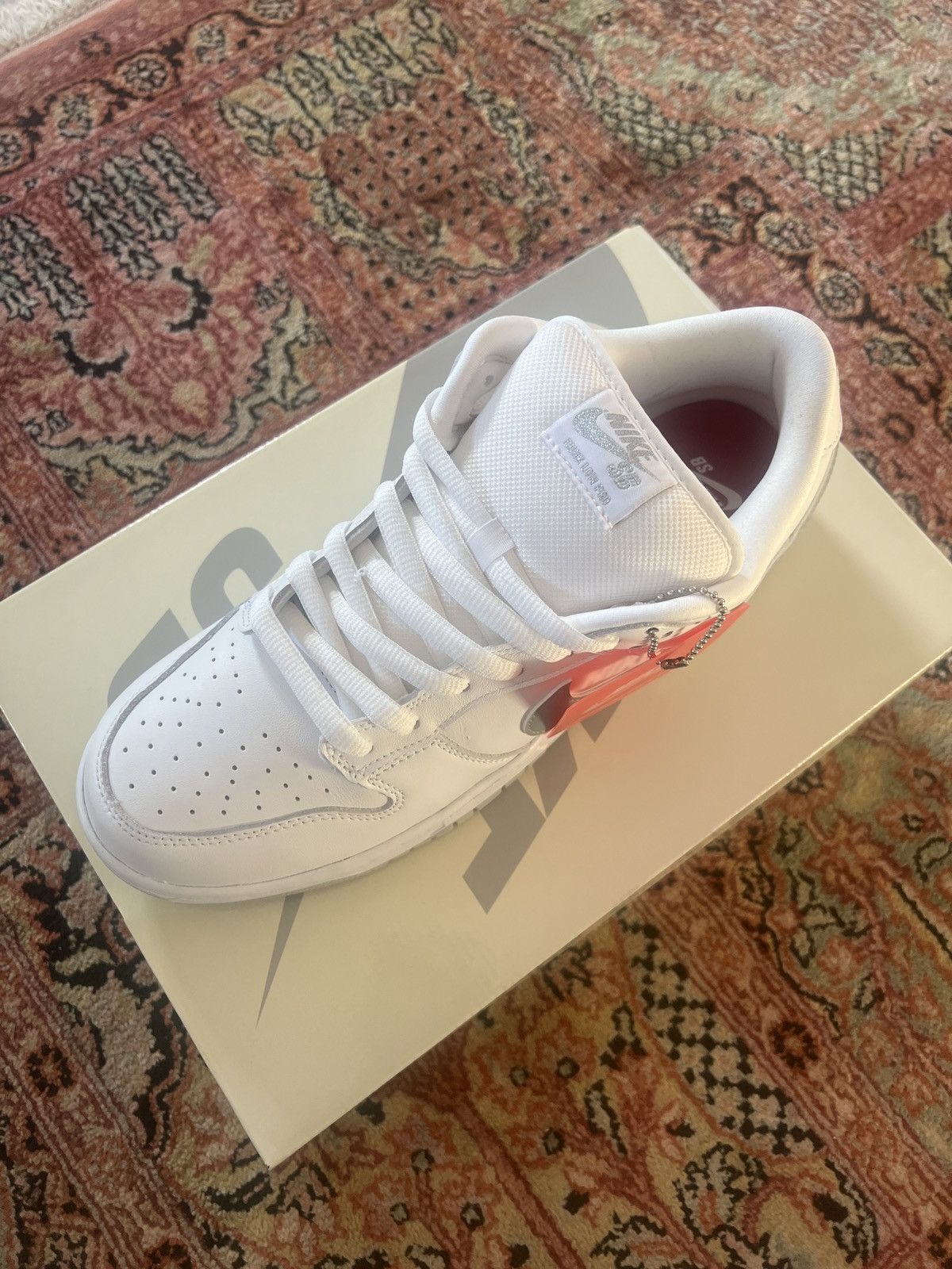 Nike × Supreme Supreme Nike SB dunk low Size US 11 / EU 44 - 2 Thumbnail
