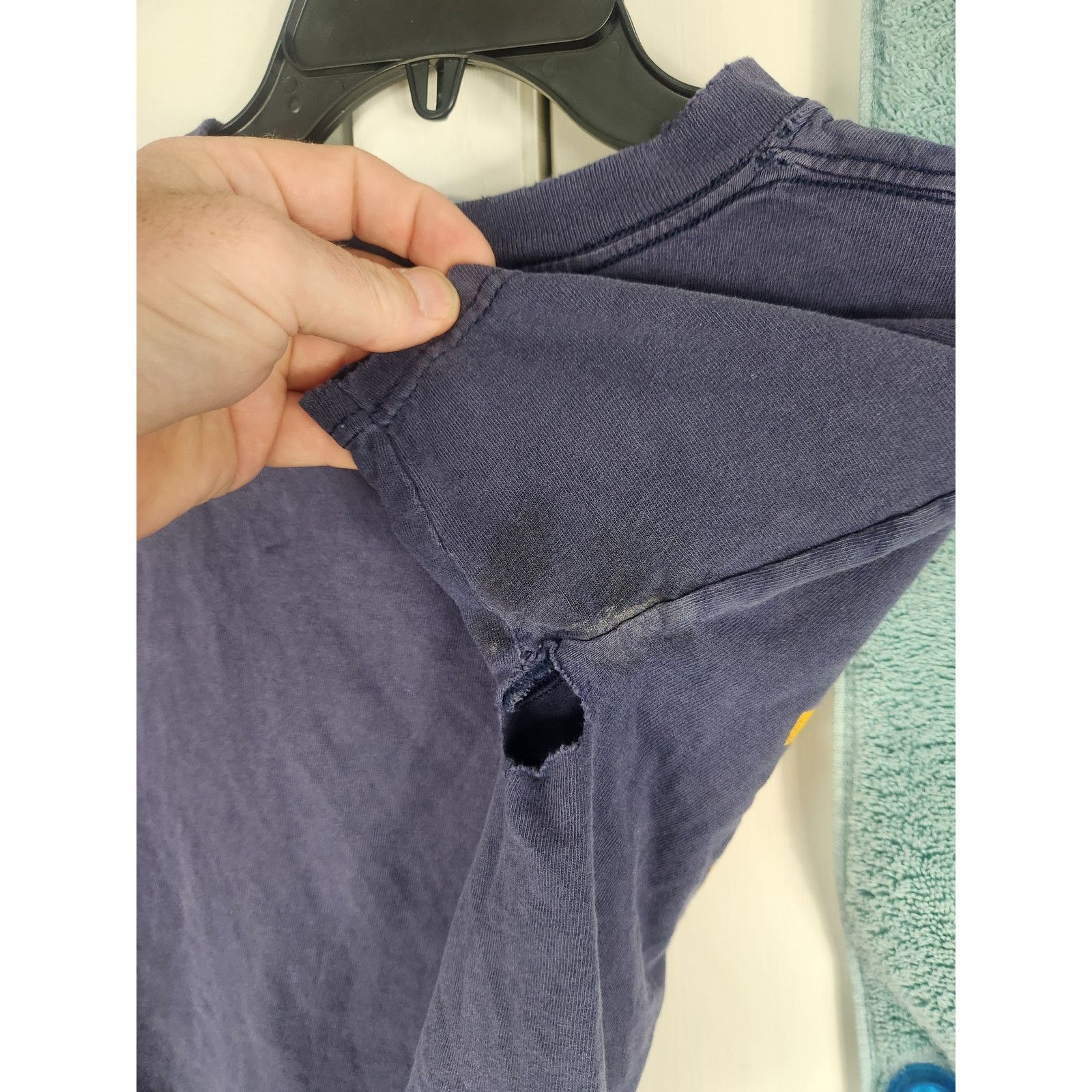 Delta Vintage 90s Navy Cropped T women's Medium/Large Size M / US 6-8 / IT 42-44 - 4 Thumbnail