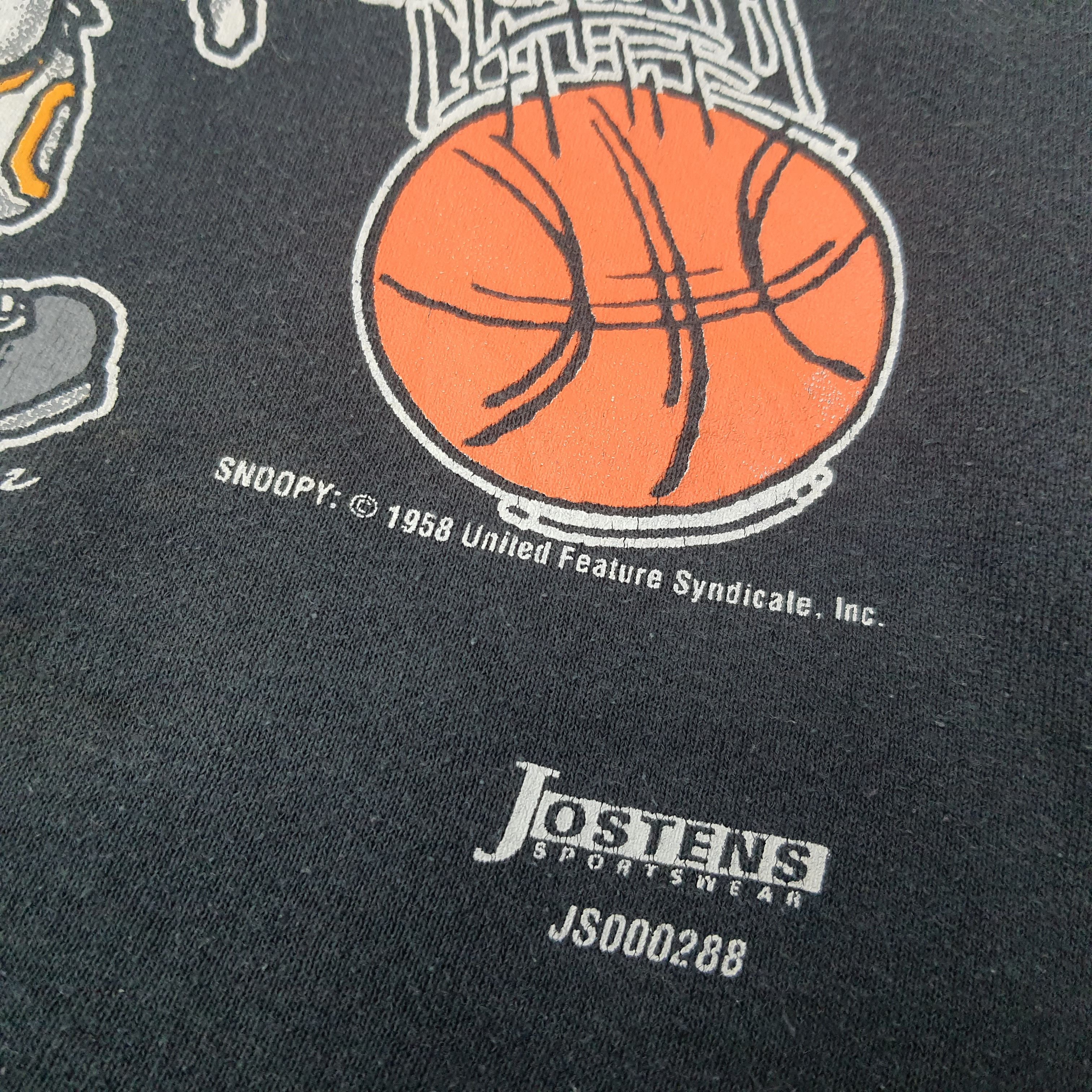 NBA Vintage NBA Lakers x Snoopy 1958 Sweatshirt C263N15 Size US L / EU 52-54 / 3 - 3 Thumbnail
