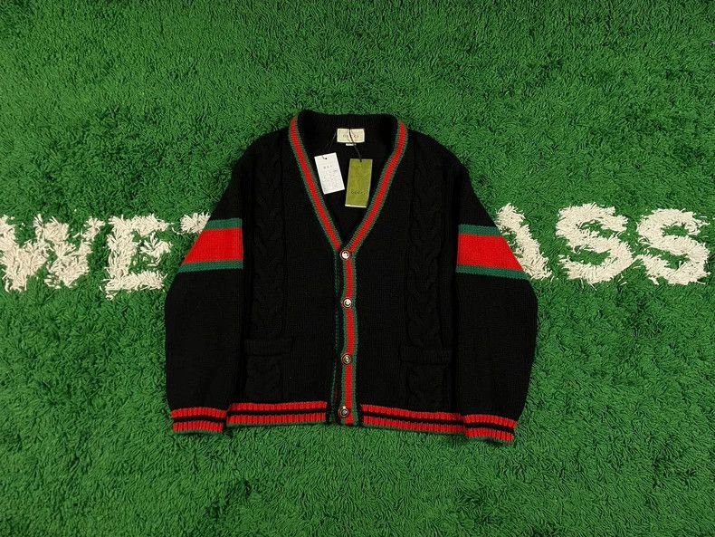Gucci Gucci Red and green stitching knitted sweater cardigan jack Size US S / EU 44-46 / 1 - 1 Thumbnail