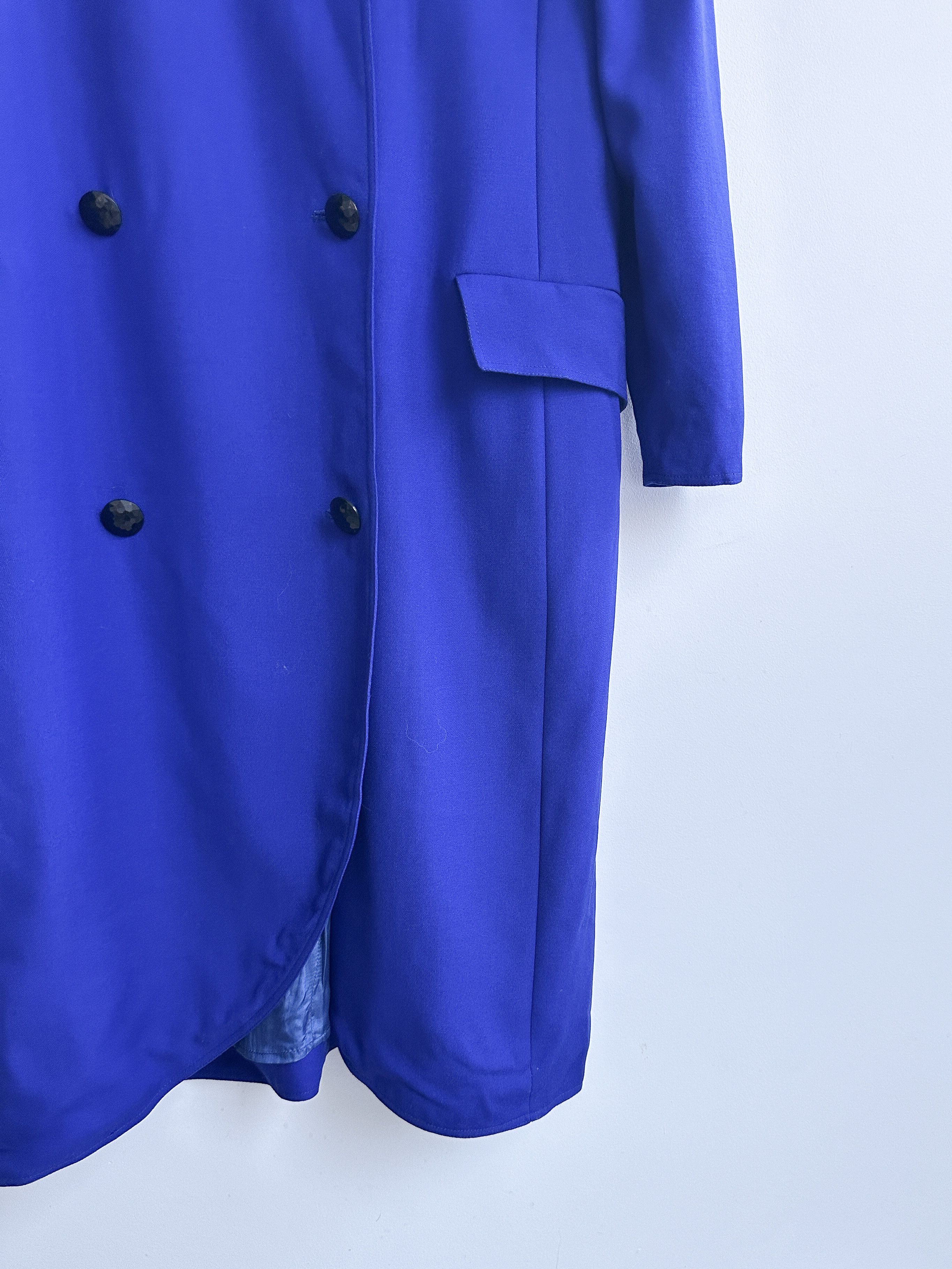 Valentino Vintage Valentino Light Trench Coat Jacket Size XL / US 12-14 / IT 48-50 - 5 Thumbnail