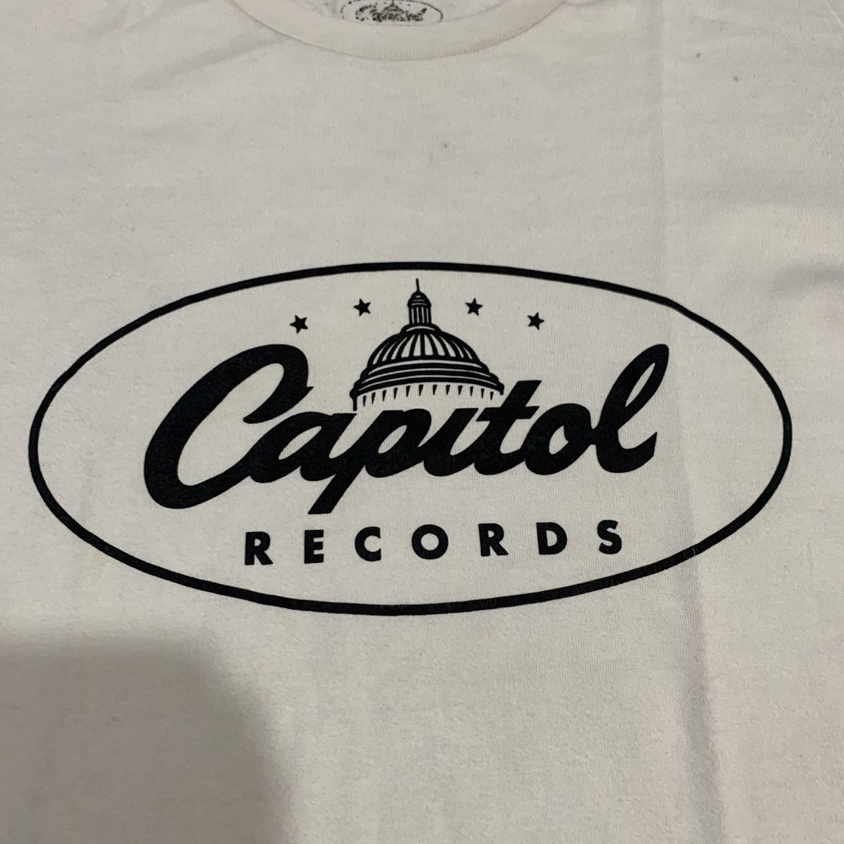 Uniqlo Uniqlo Capitol Records Tee Size US M / EU 48-50 / 2 - 2 Thumbnail