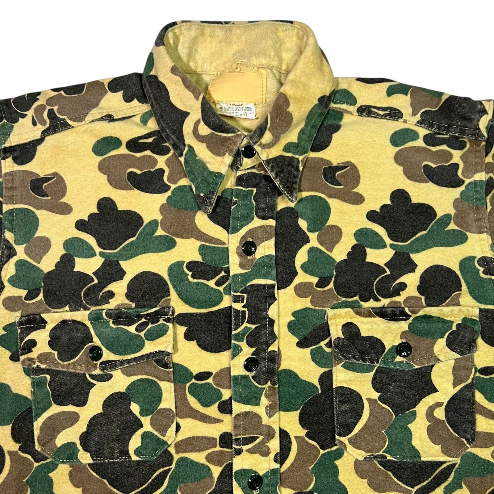Vintage Vintage 1970s Duck Camo Chamois button up shirt (L) Size US L / EU 52-54 / 3 - 2 Thumbnail