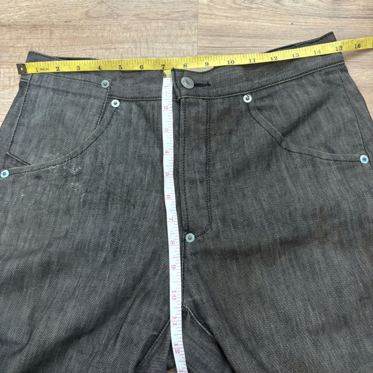 Levi's Vintage Levi’s Engineered Loose Cut Jeans One Pkt Cinch Back Size US 29 - 12 Thumbnail
