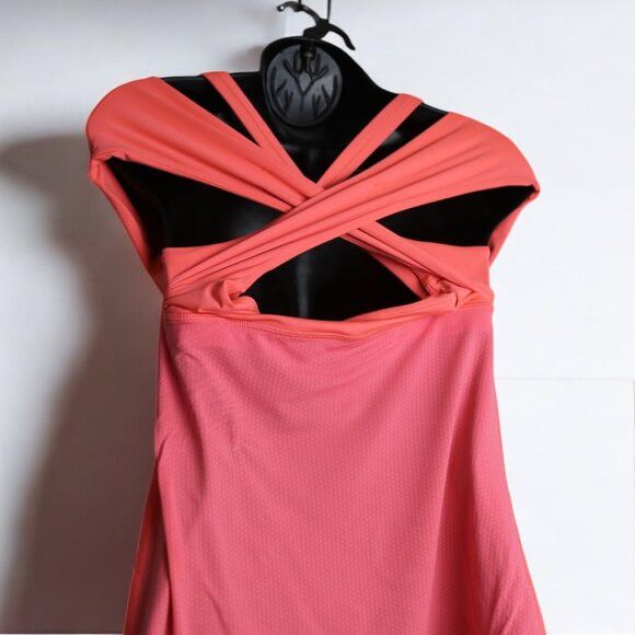 Lululemon Lululemon Mesh Luxtreme Tank Top Built-in Bra Salmon Pink Size M / US 6-8 / IT 42-44 - 4 Thumbnail