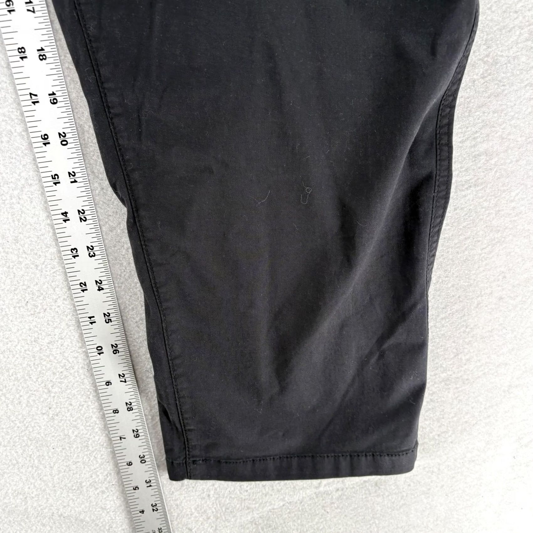 Vintage Sonoma Everyday Pull-On Cargo Pants Mens XL Black Cotton Stretch NWT Casual Solid Pocketed Front Drawstring Relaxed Fit Tapered Leg Size US 36 / EU 52 - 6 Thumbnail