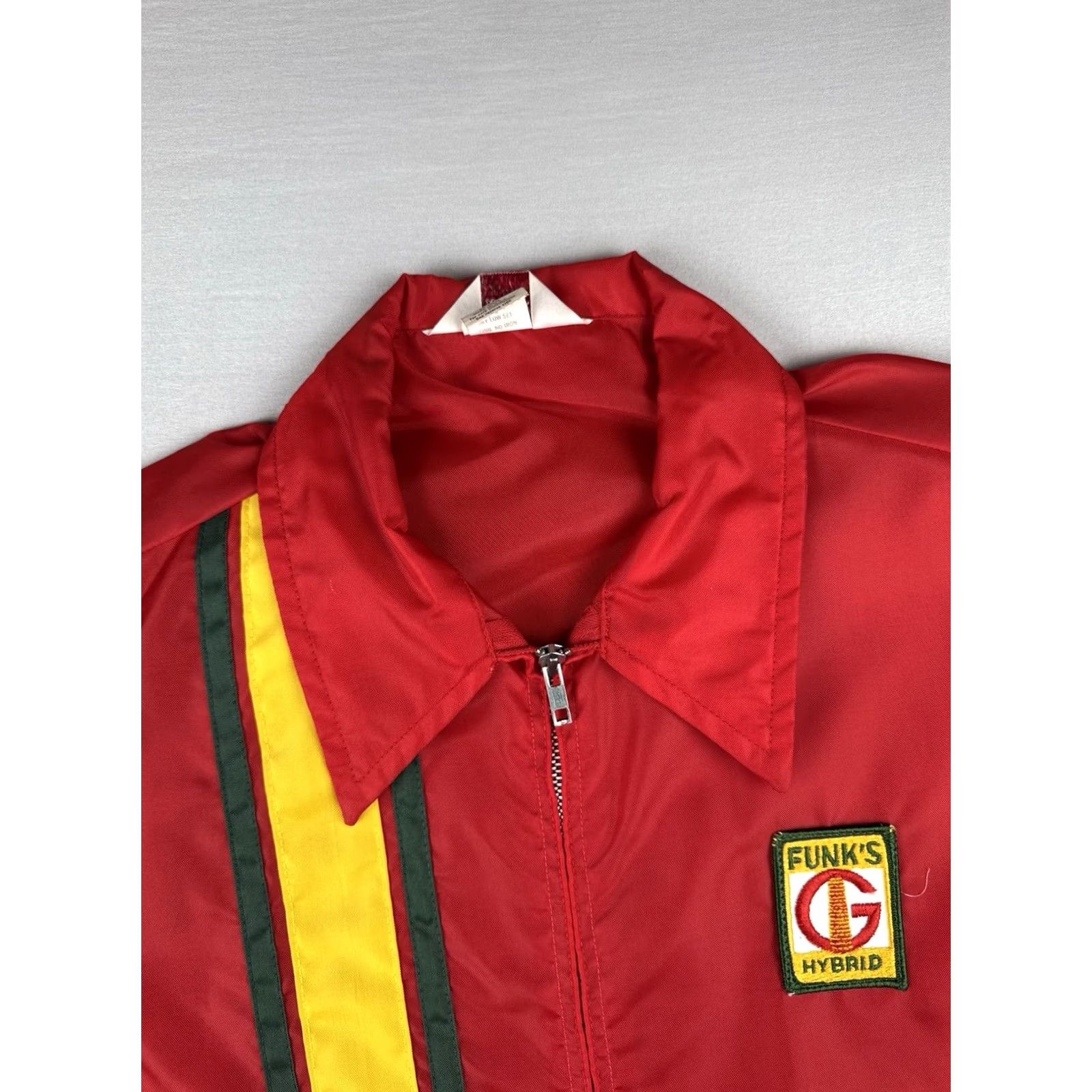 Vintage VINTAGE Swingster Racing Jacket Mens L Red Nylon 70s Famus? (Oops) Size US L / EU 52-54 / 3 - 7 Thumbnail