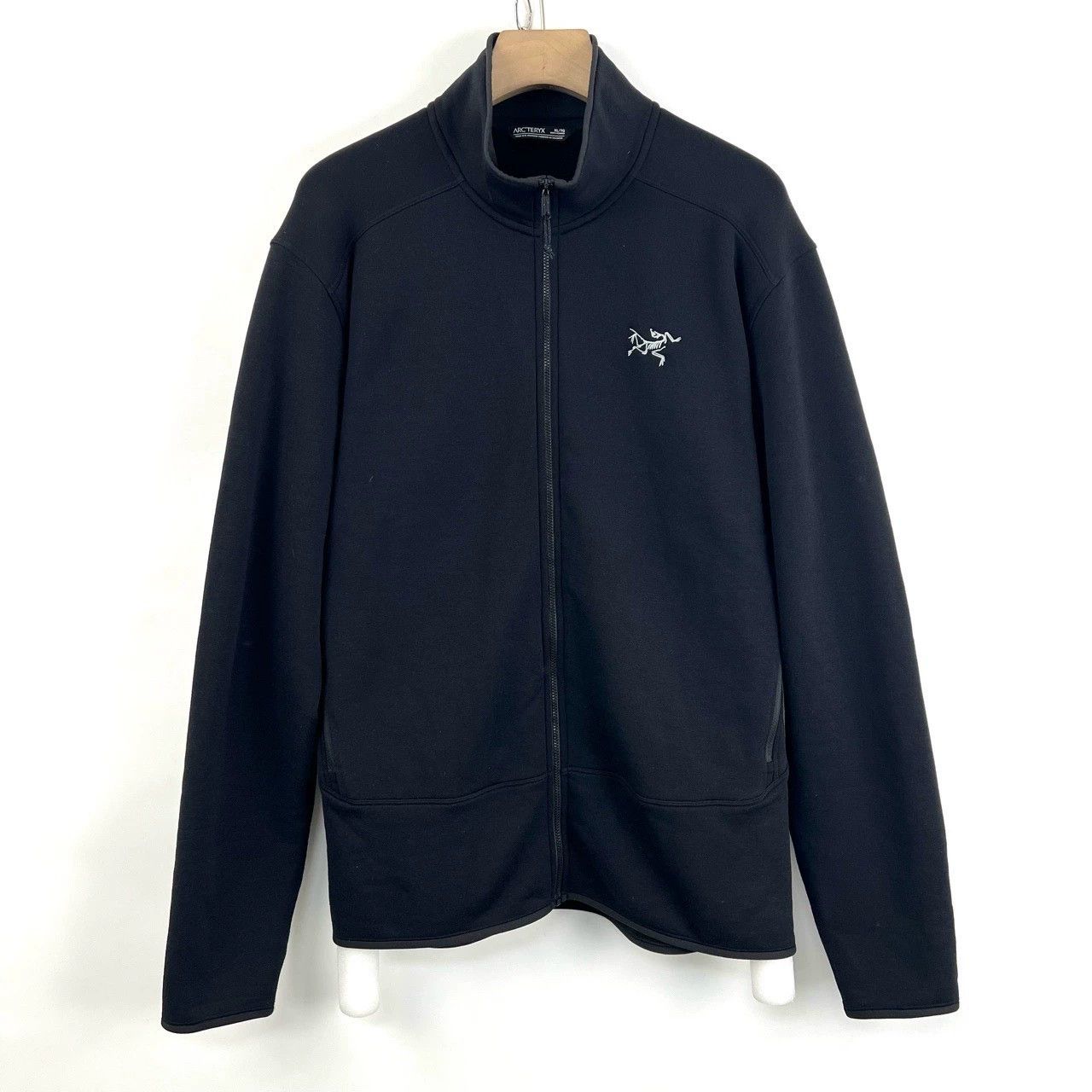 Arc'teryx Nearly new, flawless! Arcteryx Black Fleece Jacket, Size XL / US 12-14 / IT 48-50 - 1 Thumbnail