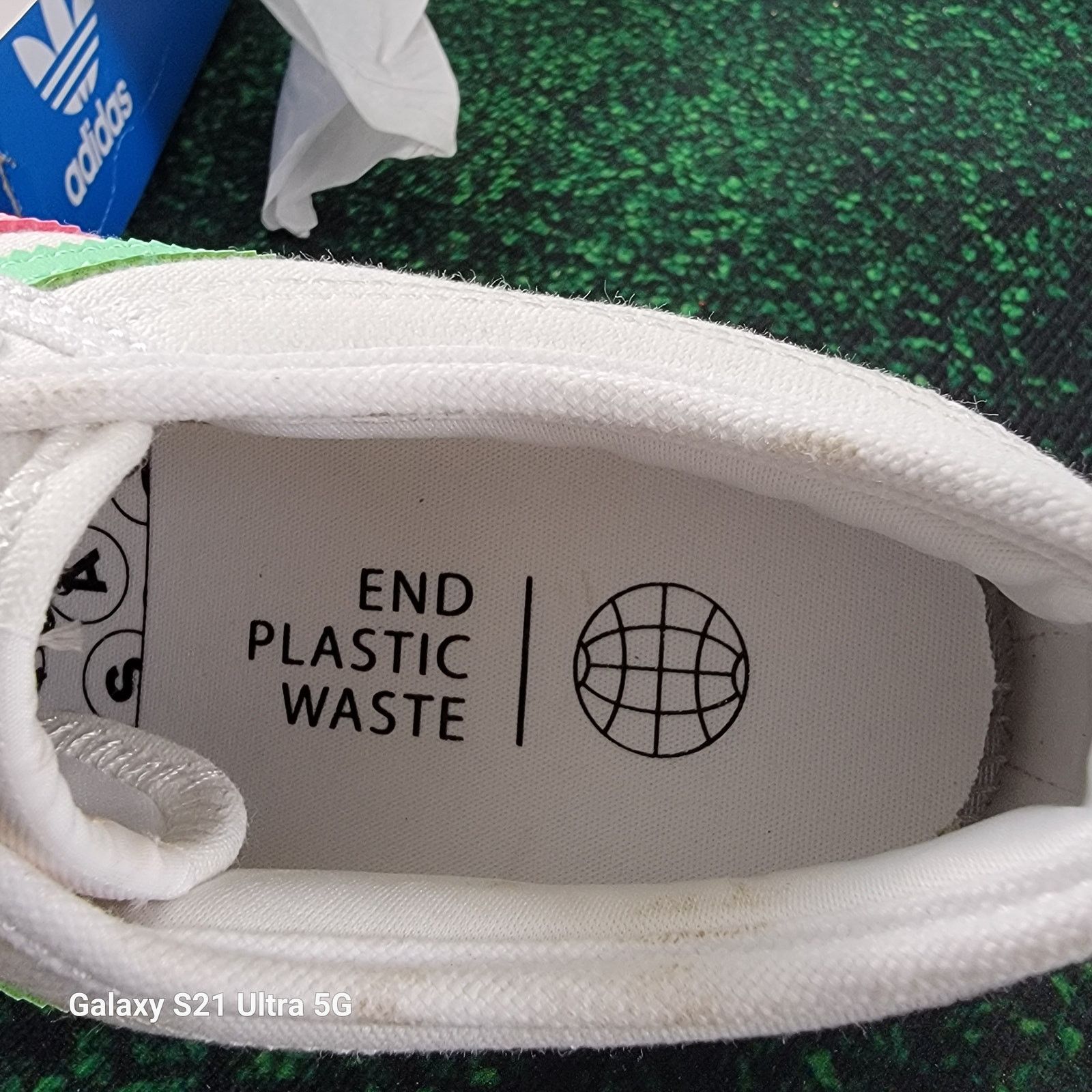 Adidas ADIDAS (GS) NIZZA PLATFORM J White/Pink/Multi Girls Size 4.5 Size US 4.5 / IT 34.5 - 9 Thumbnail