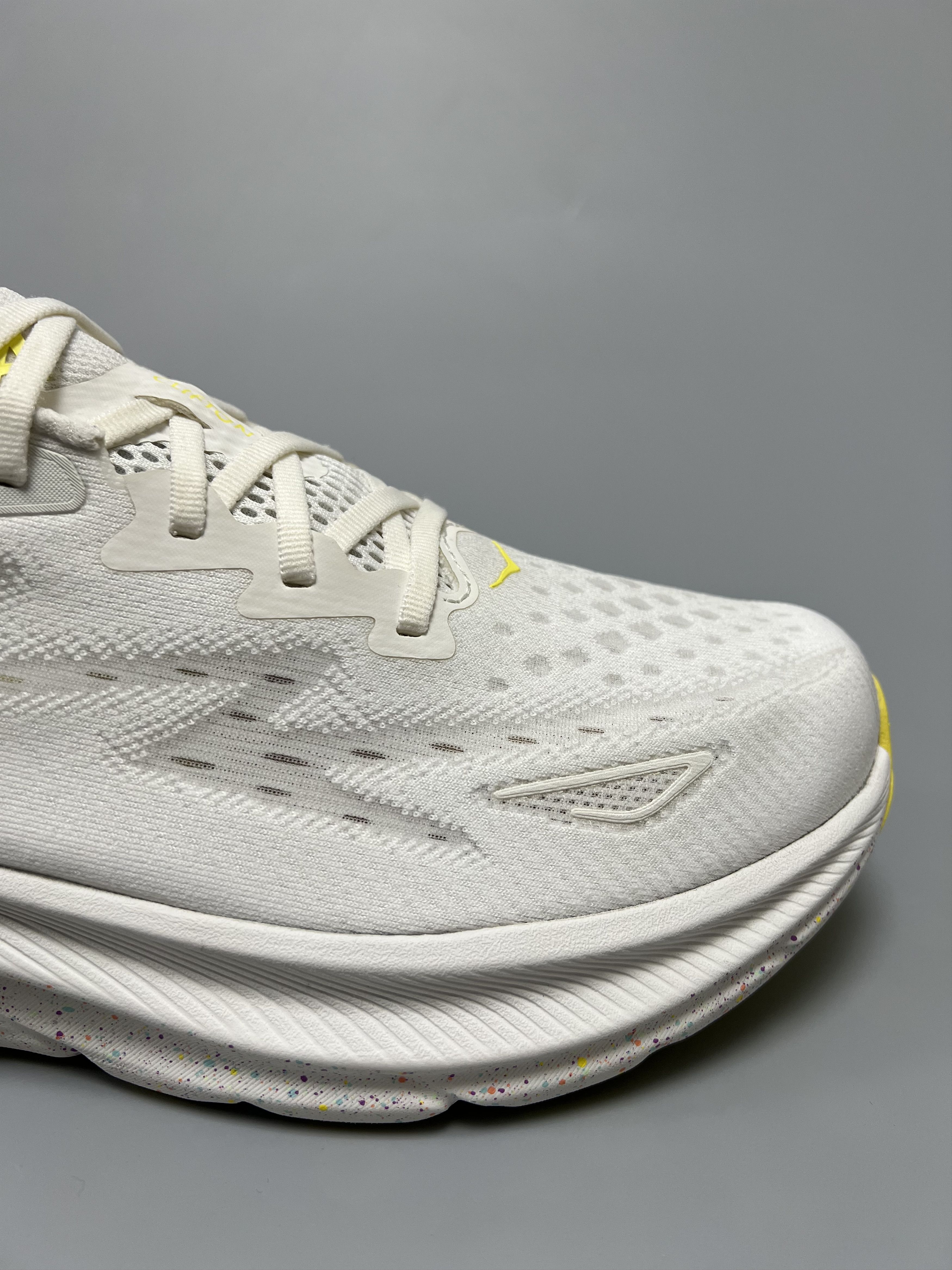 Hoka 10.5EE Hoka One One Clifton 9 Wide Running Shoes Walking Gym Size US 10.5 / EU 43-44 - 13 Thumbnail