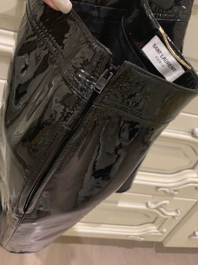 Saint Laurent Paris Saint Laurent Paris Lacquer black short skirt-2506 Size US 32 / EU 48 - 4 Thumbnail