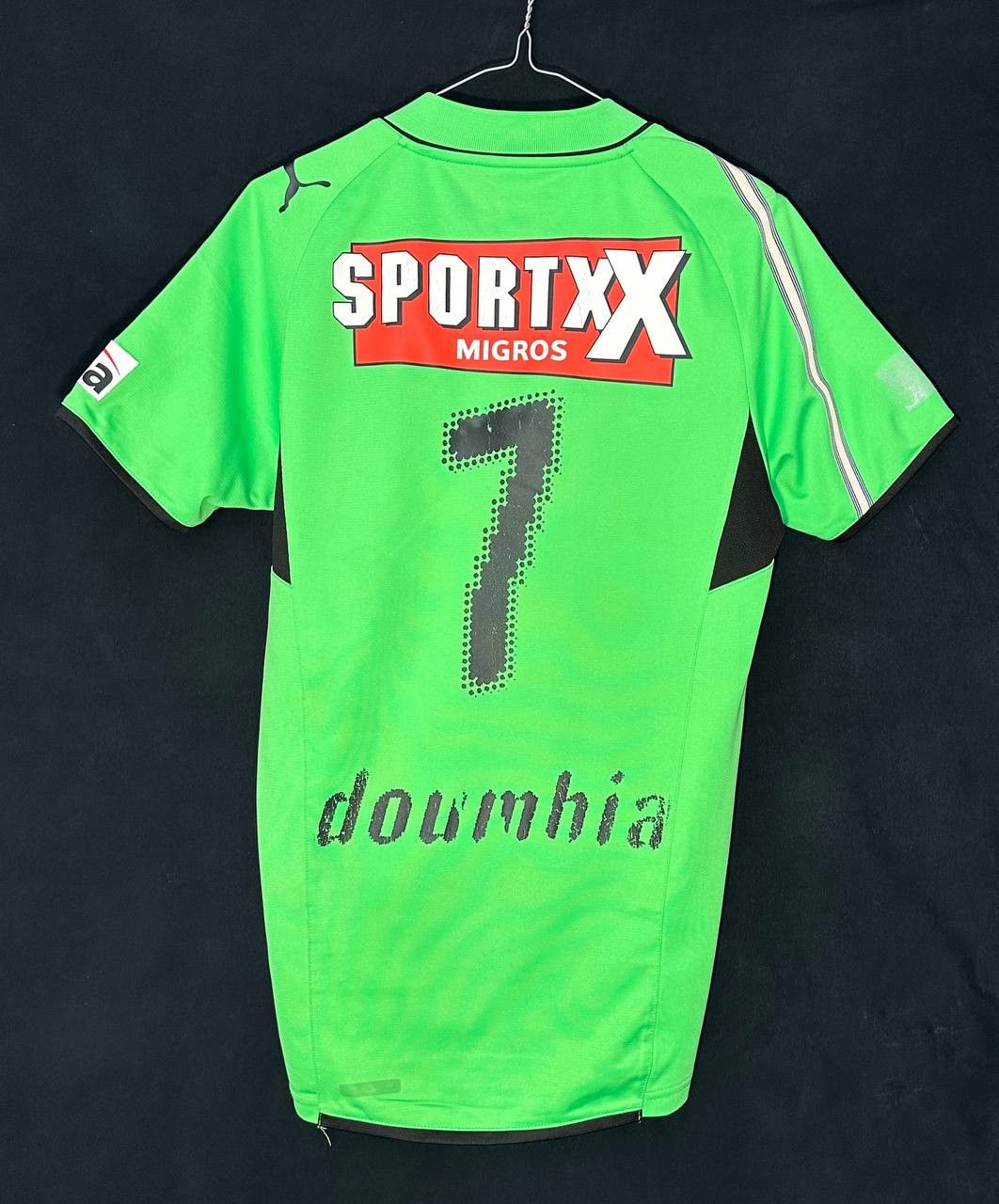 Puma BSC Young Boys Away 2008 2010 Puma DOUMBIA 7 football Jersey Size US XS / EU 42 / 0 - 2 Thumbnail
