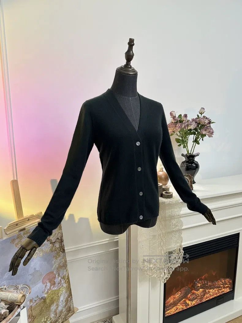 Hermes Hermes Cashmere slim fit long sleeve knit cardigan, dark g Size XS / US 0-2 / IT 36-38 - 8 Thumbnail