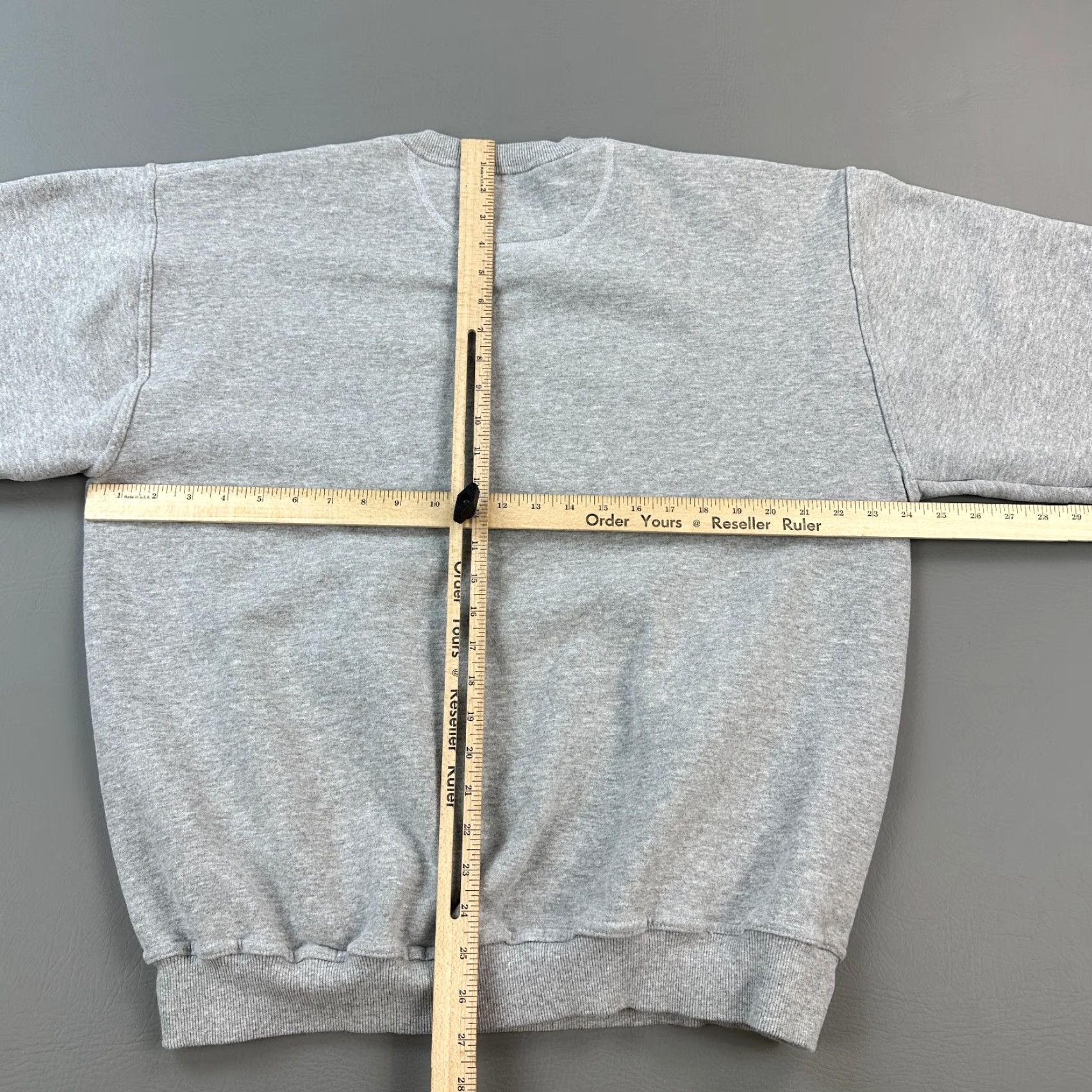 Russell Athletic VINTAGE Russell Athletic Sweatshirt Mens XL Gray Pullover Crew Neck Cotton Blend Fleece Logo 90s Retro Sports USA Size US XL / EU 56 / 4 - 5 Thumbnail