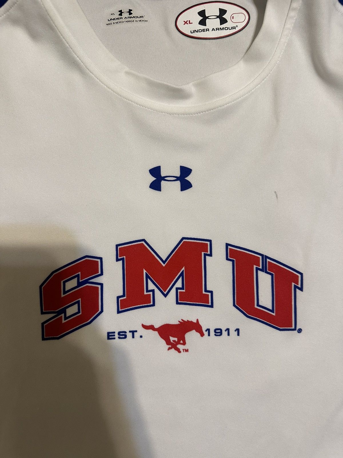 NCAA × Vintage Vintage NCAA Under Armor SMU Mustangs shirt 00s size XL Size US XL / EU 56 / 4 - 2 Thumbnail
