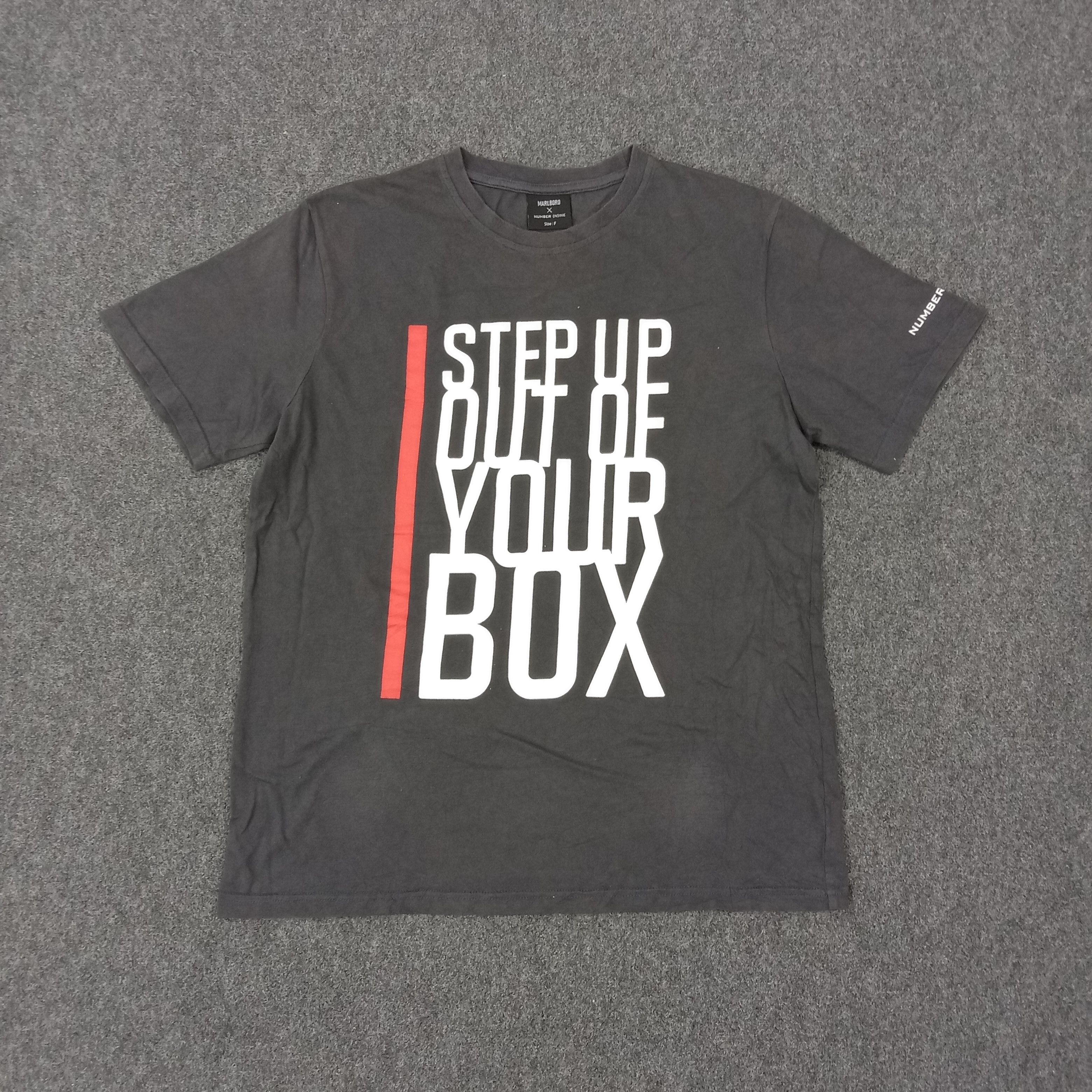 Number (N)ine Marlboro X Number (N)ine Japanese Brand Tshirt C299N51 Size US L / EU 52-54 / 3 - 1 Thumbnail