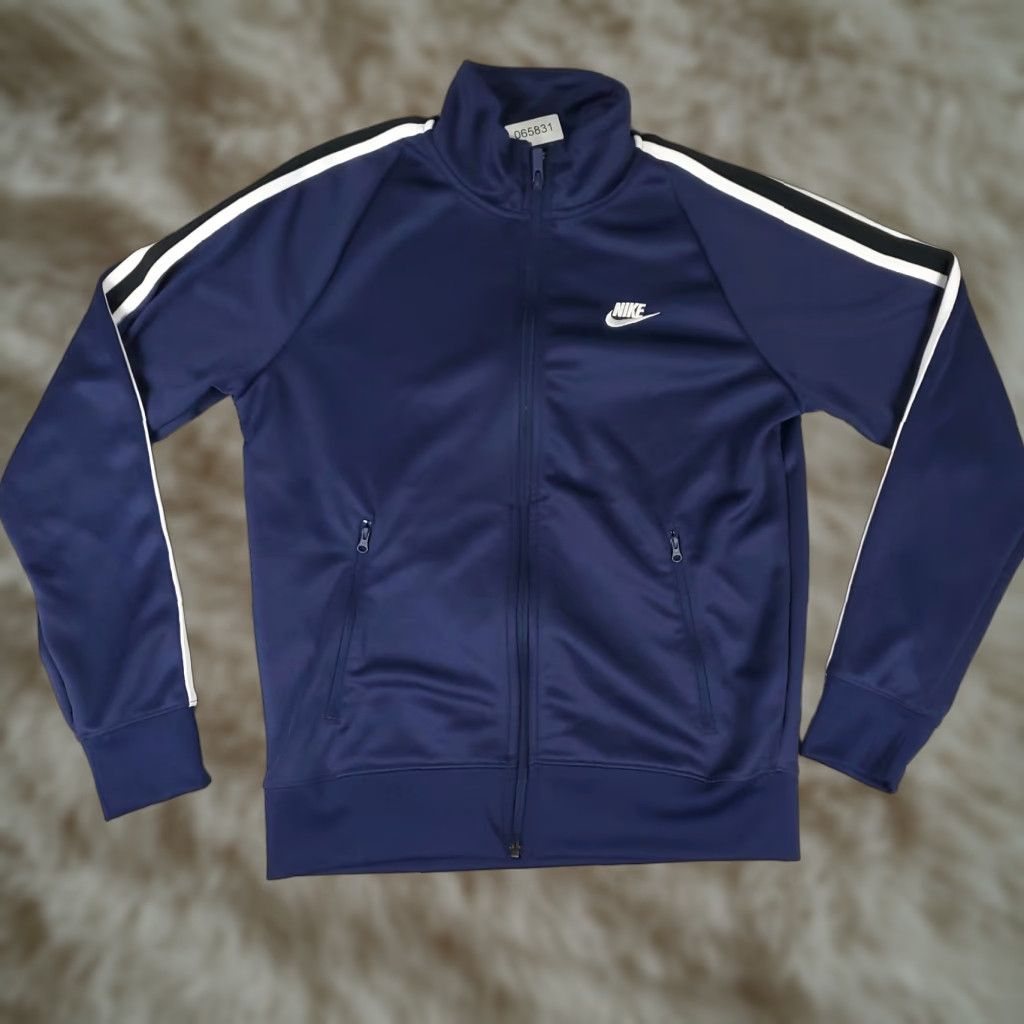 Nike Jacket Mens Small Blue Full Zip Track Jacket Swoosh Lightweight Pockets Breathable Activewear Winter Fall Spring Sports Athleisure Classic Mens