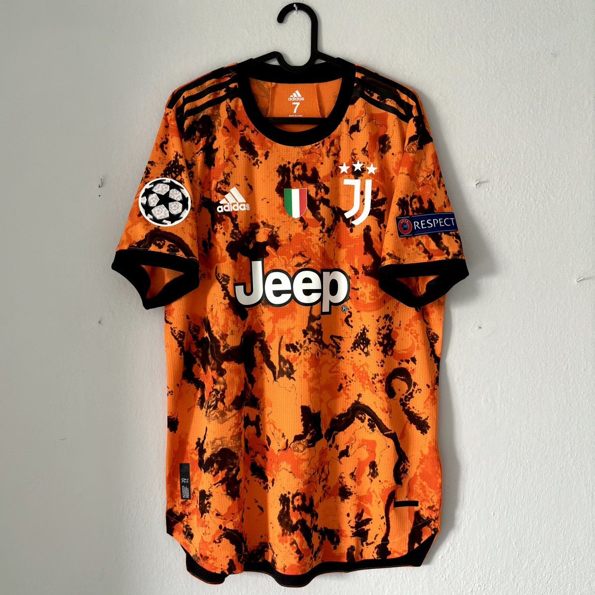 Adidas 2020 2021 GAME ISSUE Ronaldo Juventus Adidas Soccer Jersey 7 Size US L / EU 52-54 / 3 - 4 Thumbnail