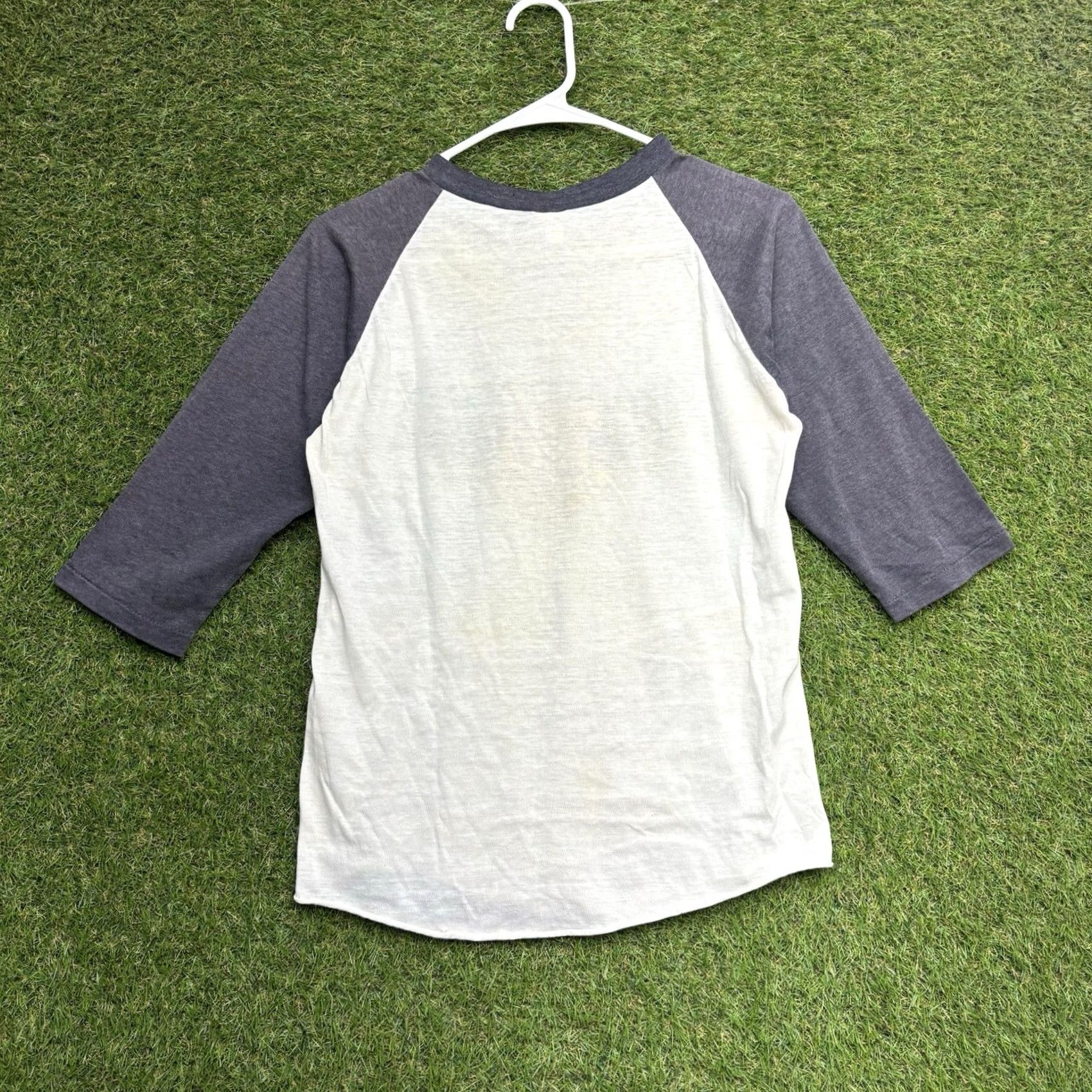 Vintage VINTAGE REO SPEEDWAGON Raglan Shirt Mens M 1980s White Grey 80s Logo Graphic Print T-Shirt The Knits Mens Size US M / EU 48-50 / 2 - 6 Thumbnail