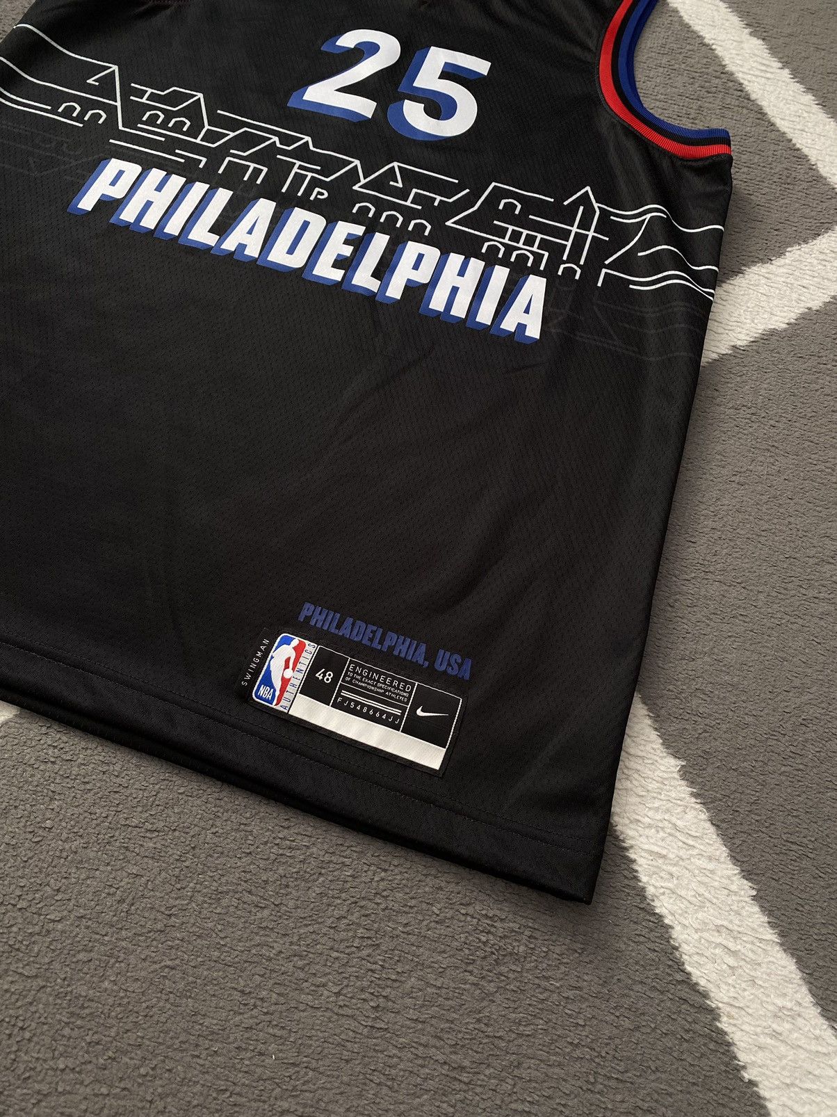 NBA × Nike Nike NBA Philadelphia 76ers Ben Simmons Jersey City Edition Size US L / EU 52-54 / 3 - 5 Thumbnail