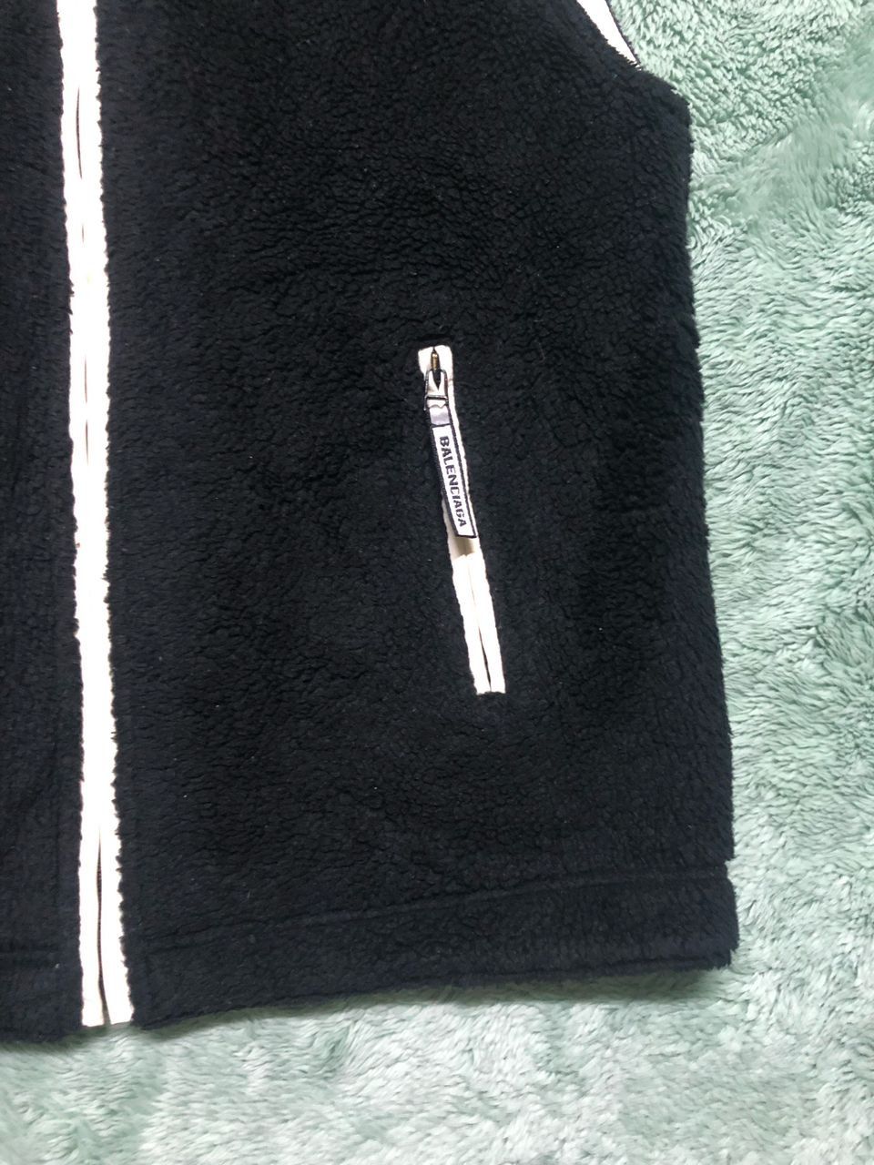 Balenciaga 90s BALENCIAGA SPORT RIVESIBLE VEST SHERPA / NYLON Size US M / EU 48-50 / 2 - 7 Thumbnail