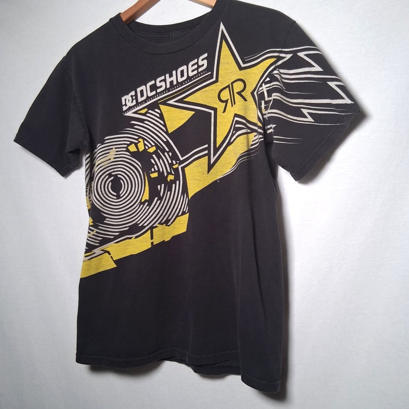 Vintage VINTAGE DC Shoes x Rockstar Energy Drink Shirt Small Black Graphic Distressed Skate Shirt Men S Black Graphic Distressed Skate Size US S / EU 44-46 / 1 - 4 Thumbnail