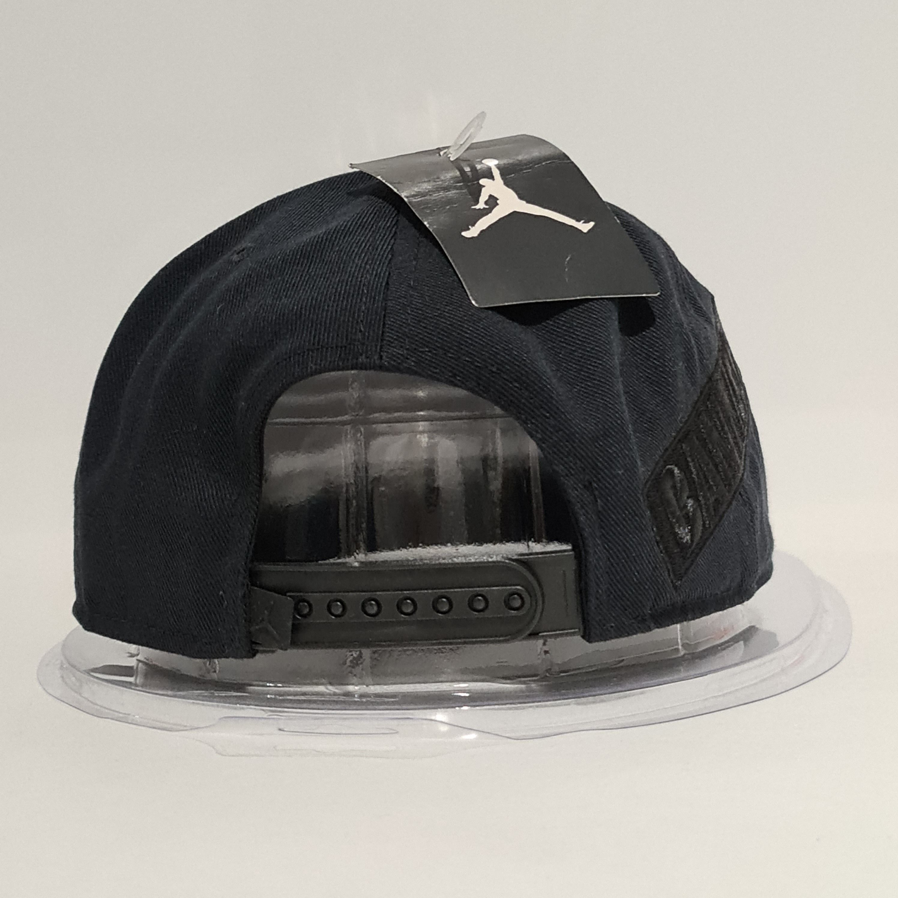 Jordan Brand Jordan Cap Snapback 'Banned' Triple Black Size ONE SIZE - 5 Thumbnail