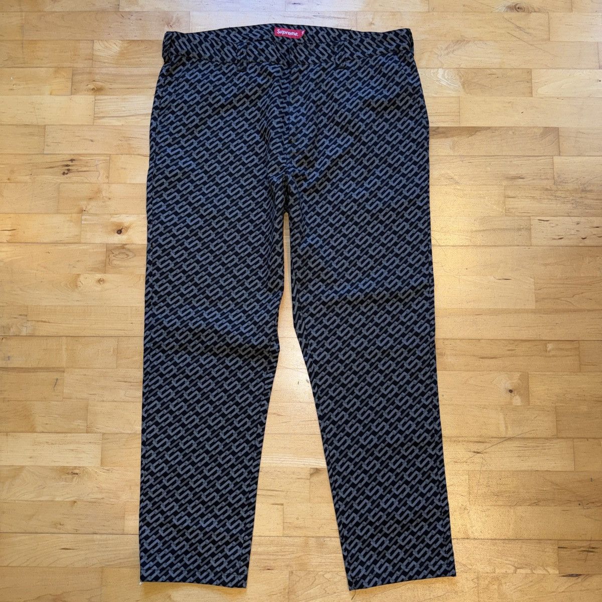 パンツ Supreme Chino Pants 38 Supreme Chino Pant (SS25) - $158