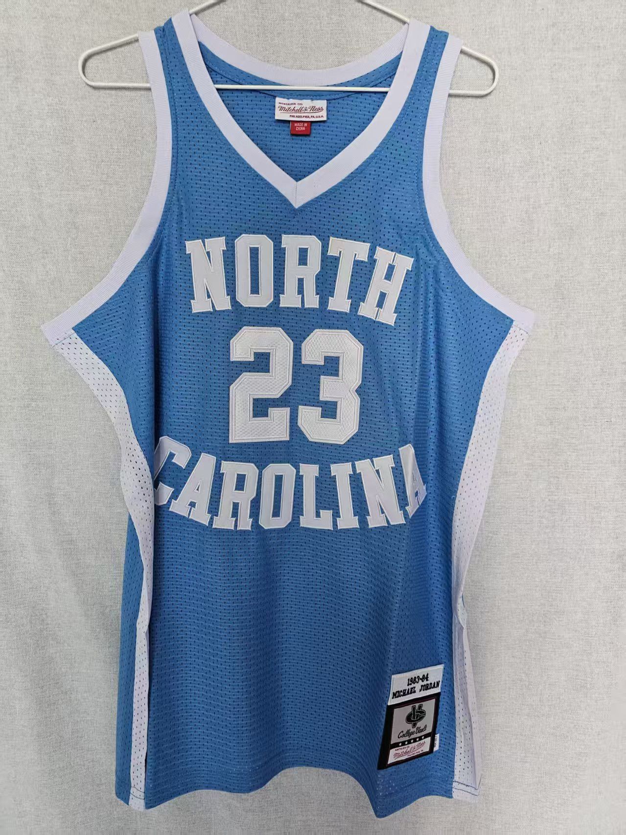NCAA North Carolina #23 Michael Jordan Jersey Double Stitched Size US M / EU 48-50 / 2 - 1 Thumbnail