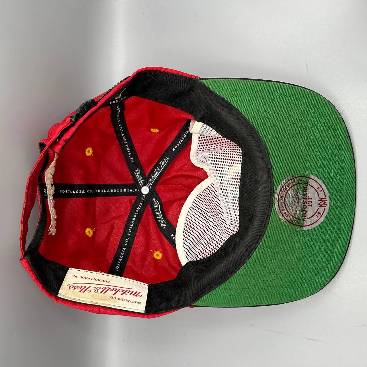 Mitchell & Ness Chicago Blackhawks Hat Men Mitchell & Ness Strap Back Cap Size ONE SIZE - 2 Thumbnail