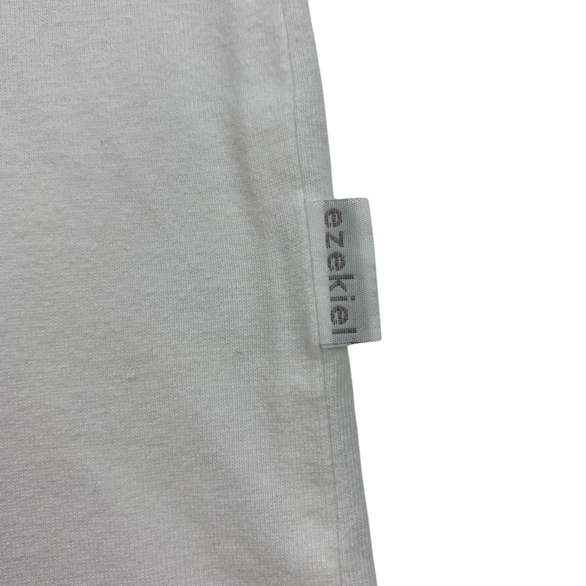 Vintage Vintage EZEKIEL SKATEBOARD Spellout tee shirt Size US M / EU 48-50 / 2 - 9 Thumbnail