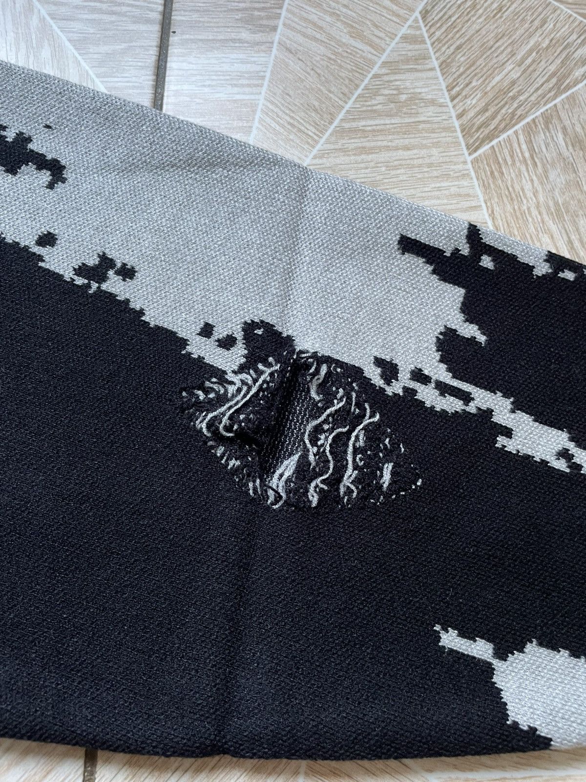 Other Y2K Grunge Distressed Knitted Sweater Glitch Art Gothic L Size US L / EU 52-54 / 3 - 6 Thumbnail