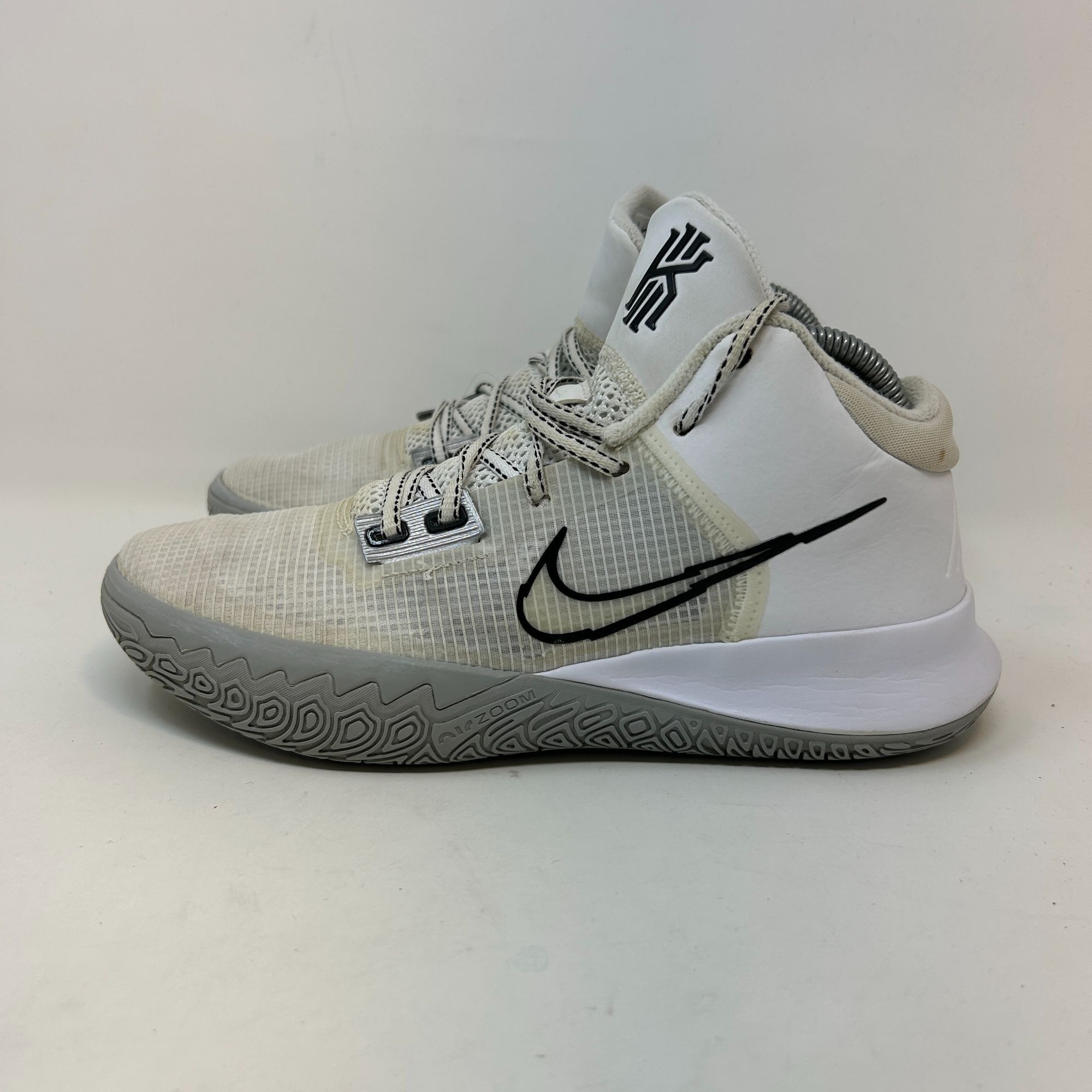 Nike Nike Kyrie Flytrap 4 'White Metallic Silver' Mens 7.5 Size US 7.5 / EU 40-41 - 1 Thumbnail