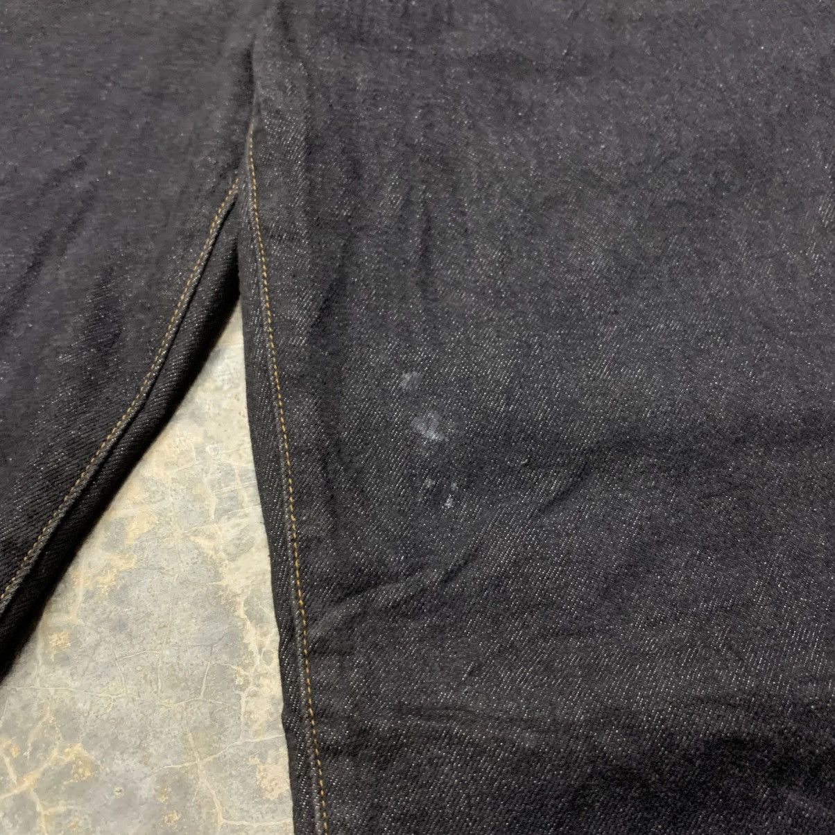 Japanese Brand × Uniqlo × Vintage Uniqlo Unique Clothing Warehouse dusty black Jean Size US 32 / EU 48 - 5 Thumbnail