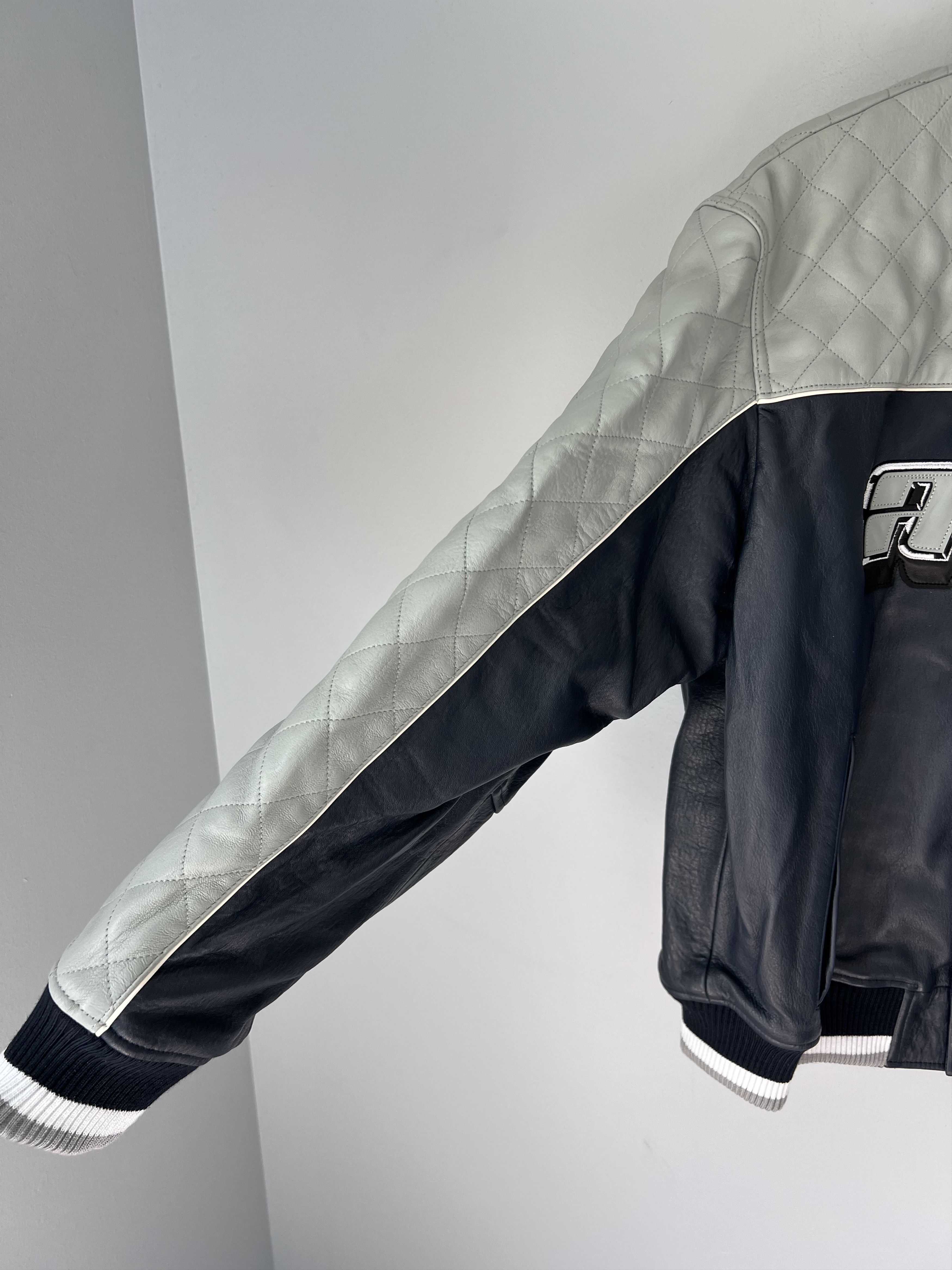 Aime Leon Dore Aime Leon Dore Concorde Leather Jacket in Navy Gray Size US XL / EU 56 / 4 - 7 Thumbnail