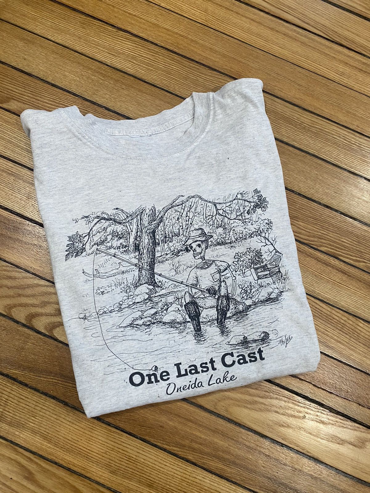 Vintage Vintage Oneida Ny Tshirt m/L Size US L / EU 52-54 / 3 - 1 Thumbnail