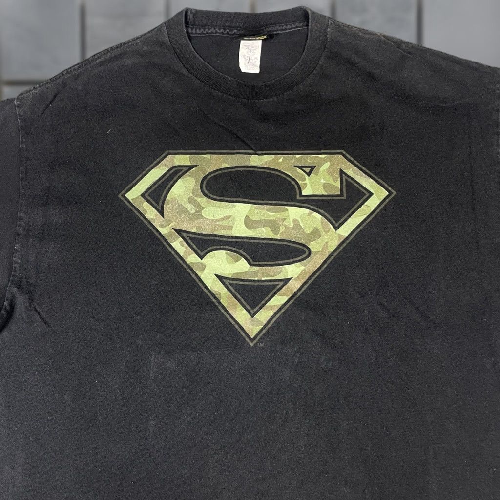 Vintage VINTAGE Superman Tshirt Adult XL Black Camo Official WB Logo Justice League Military USA Size US XL / EU 56 / 4 - 1 Thumbnail