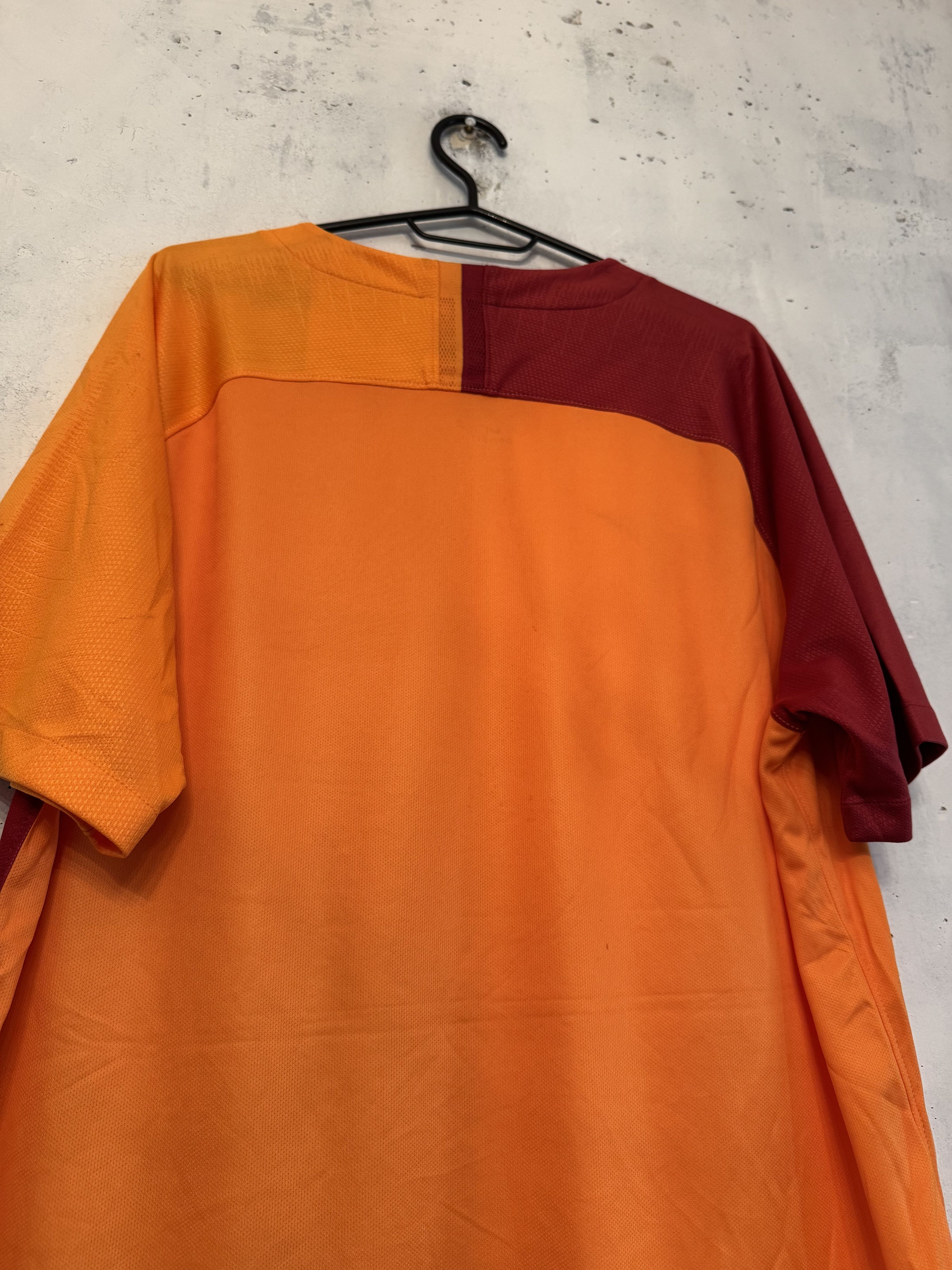 Nike Galatasaray 2018 2019 Home Football Soccer Jersey Shirt Nike Size US XL / EU 56 / 4 - 6 Thumbnail