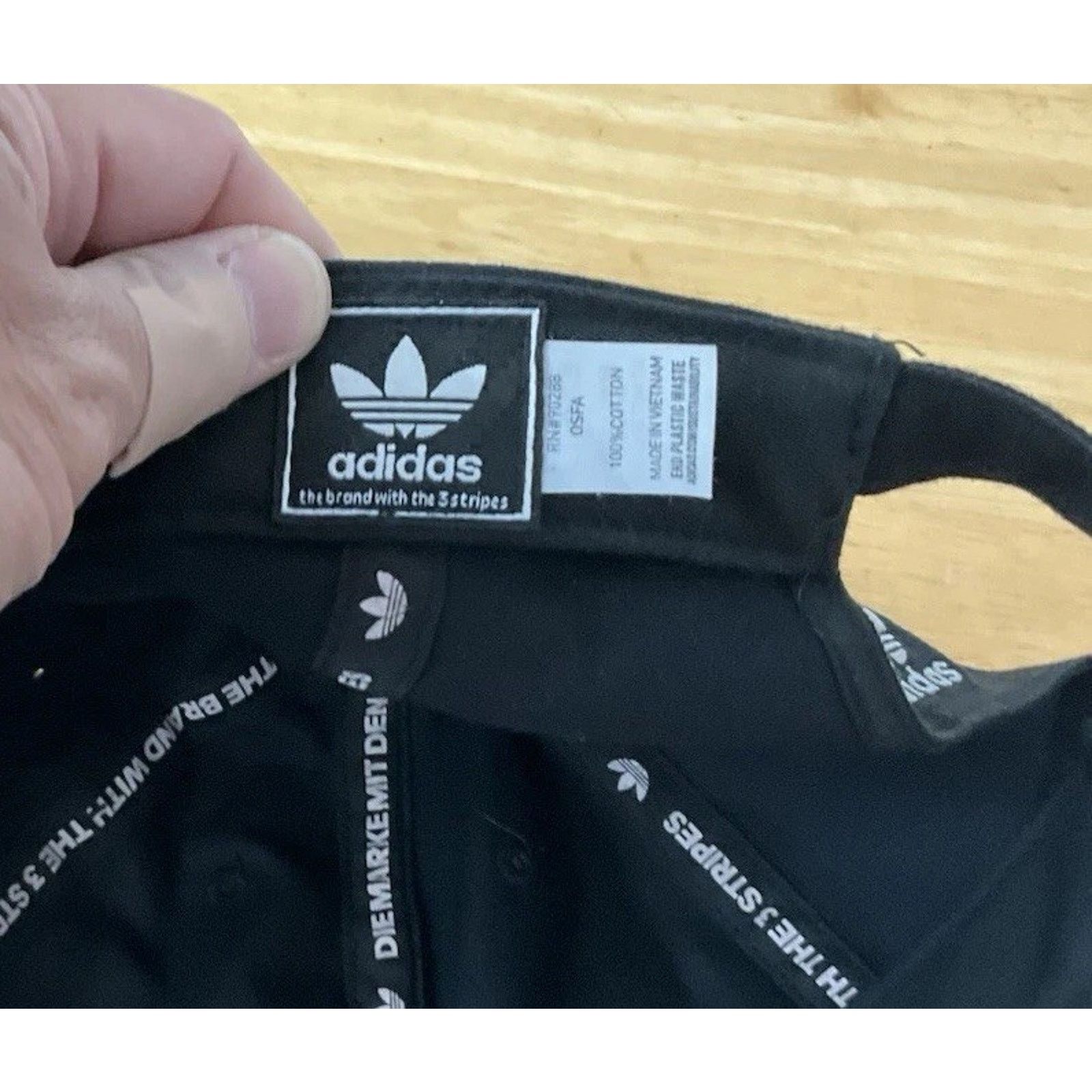 Adidas Adidas Hat Cap StrapBack Black Front Patch Logo Embroidered Size ONE SIZE - 5 Thumbnail