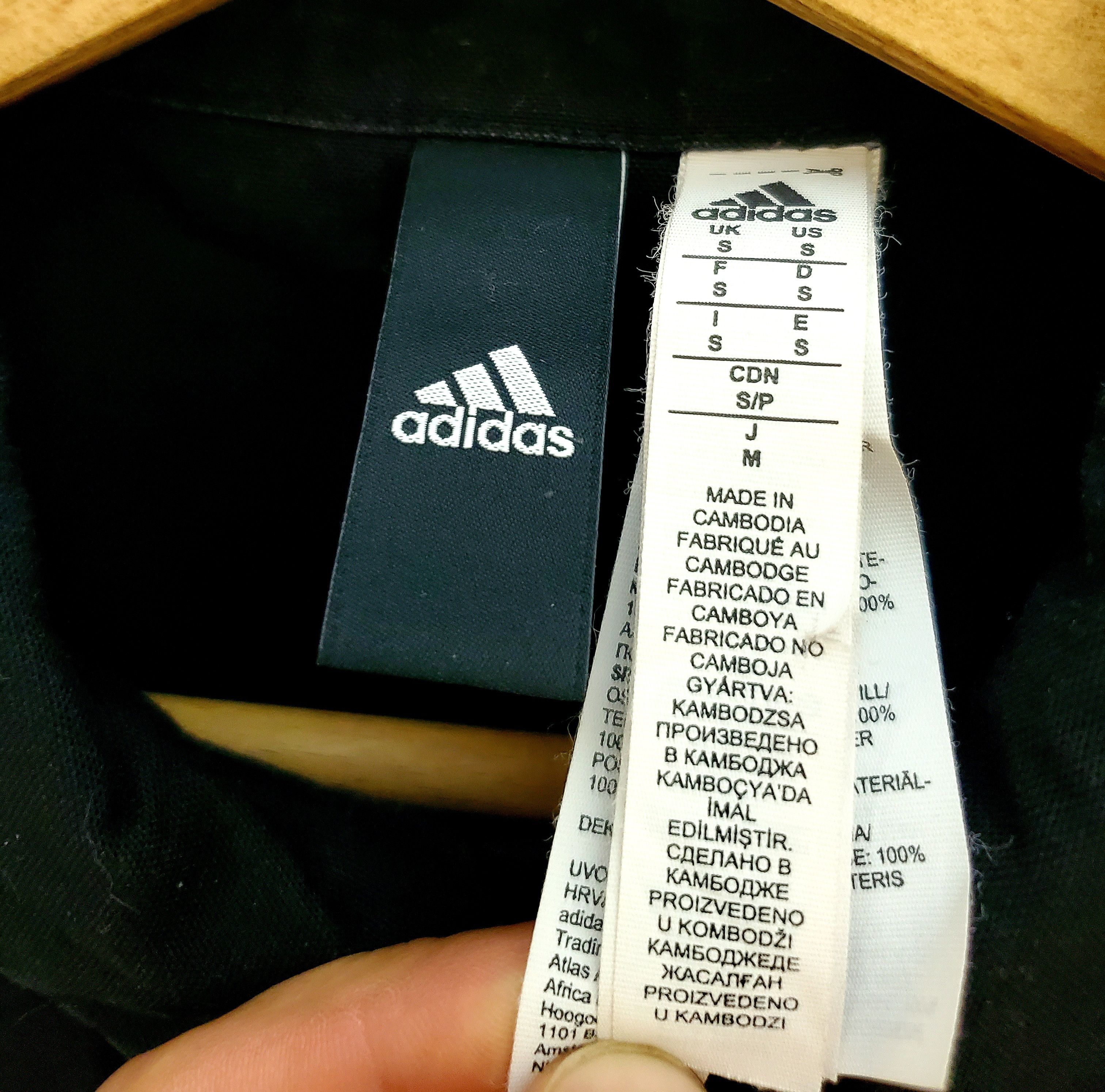 Adidas adidas Real Madrid 17/18 jasket size S.M perfect condition Size US S / EU 44-46 / 1 - 4 Thumbnail
