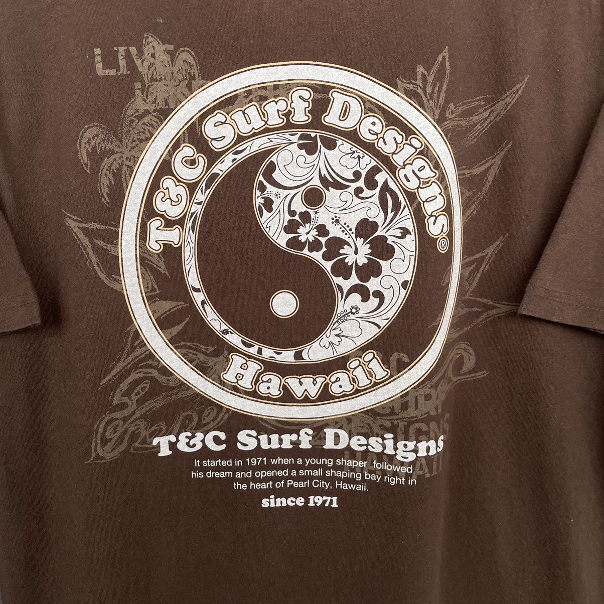 Vintage 2000s T&C Surf Ying Yang Logo Backhit Surfing T Shirt Size US M / EU 48-50 / 2 - 2 Thumbnail