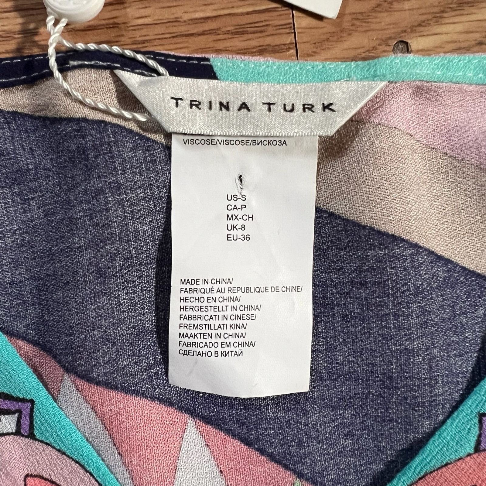 Trina Turk NWT Trina Turk Geo Print Beach Cover-Up Dress S Coastal Boho Size S / US 4 / IT 40 - 5 Thumbnail