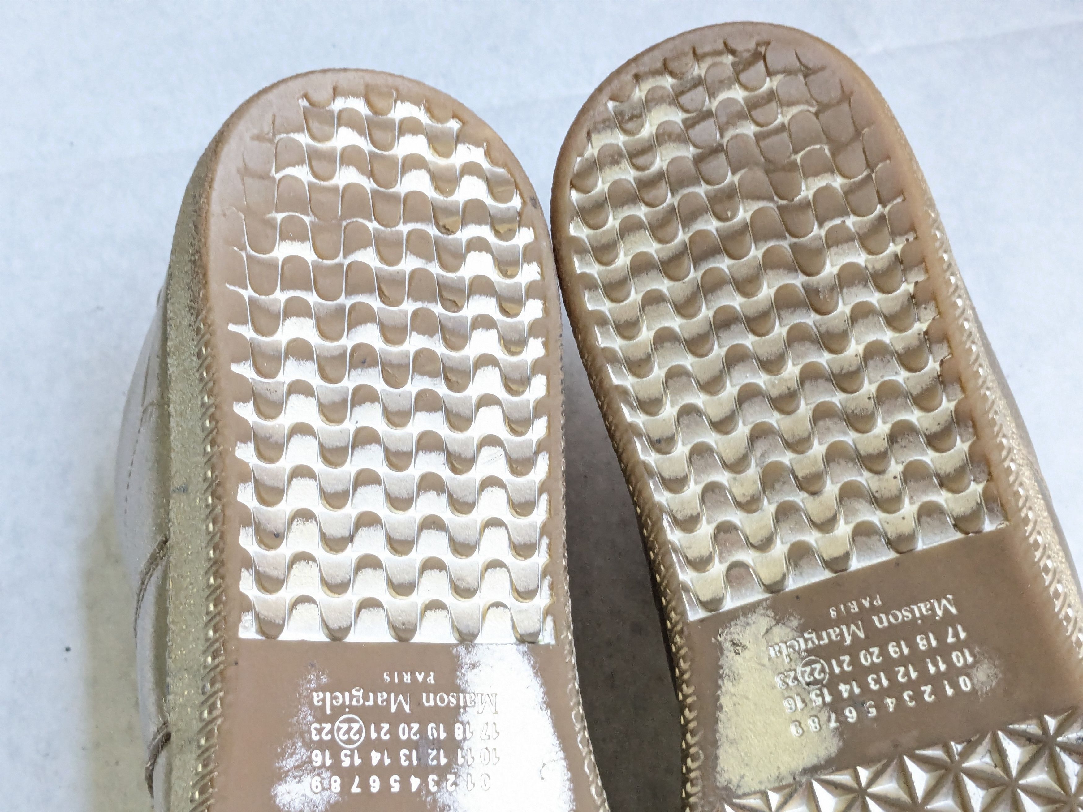 Maison Margiela Maison Margiela GAT Replica Gold 11 44 Low Tops Size US 11 / EU 44 - 19 Thumbnail