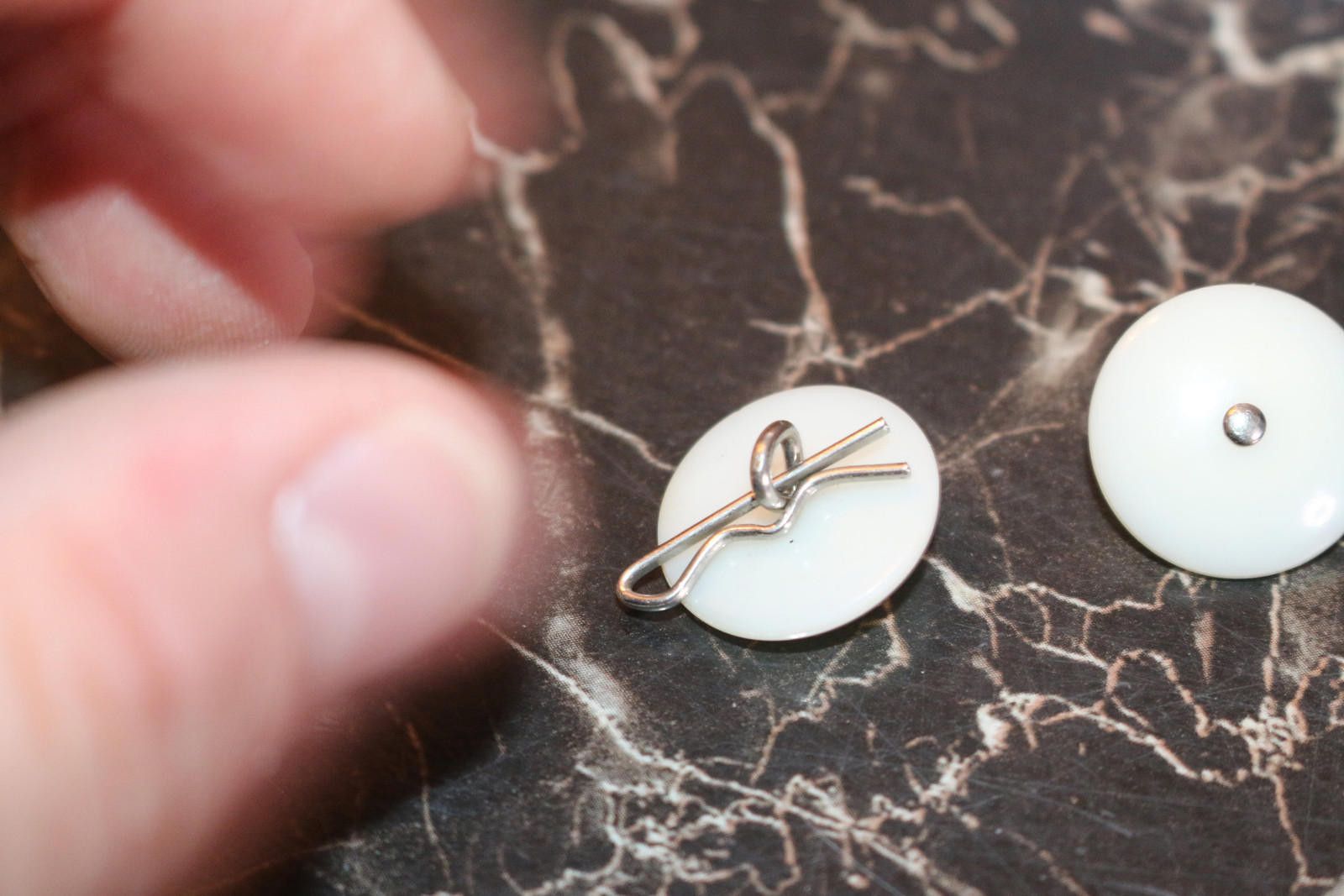 Other Vtg 2x Mother of Pearl Buttons w/Metal Clips-5/8" Tuxedo Size ONE SIZE - 2 Thumbnail