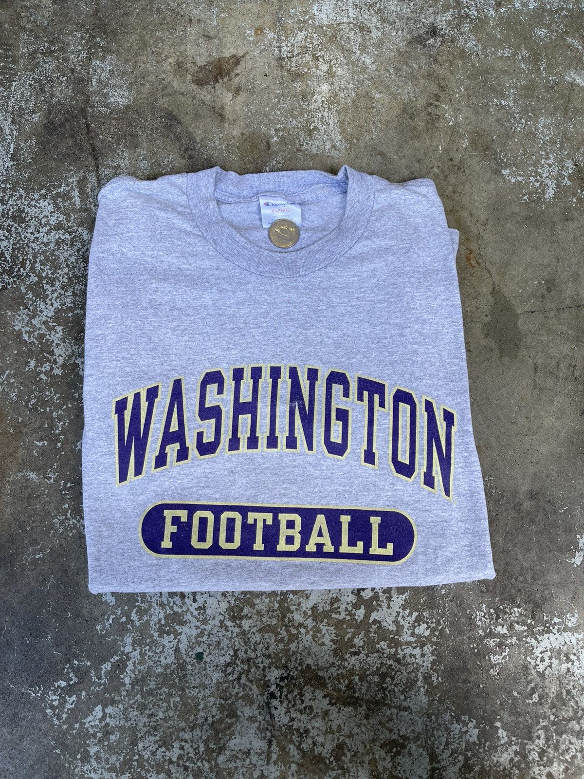 Champion Vintage Washington Huskies Football Shirt Size US XL / EU 56 / 4 - 1 Thumbnail