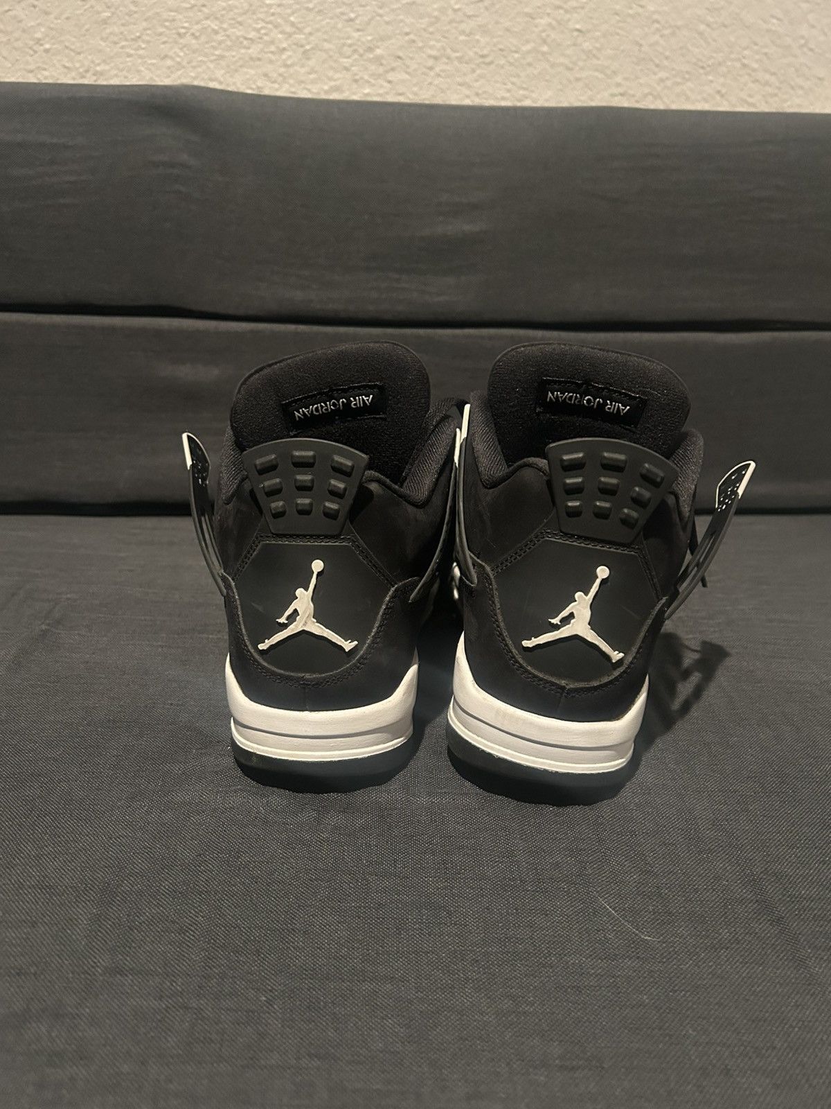 Jordan Brand Jordan 4 white thunders Size US 9 / EU 42 - 3 Thumbnail