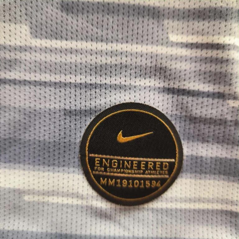 Nike MATCH WORN Atl.Madrid vanVeenendaal football jersey Womens L Size L / US 10 / IT 46 - 6 Thumbnail